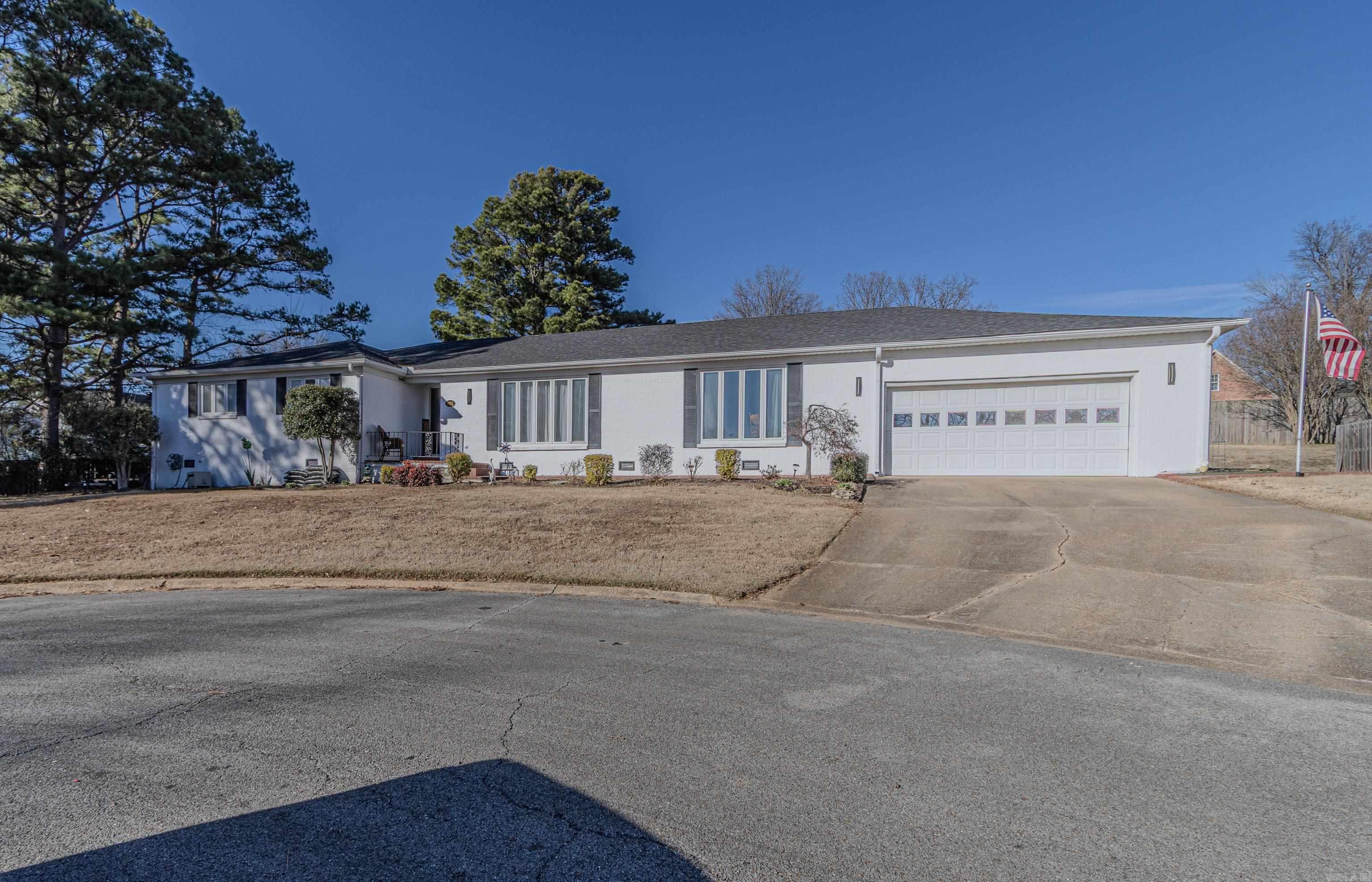 1805 SARA ANN CIRCLE  Paragould, AR