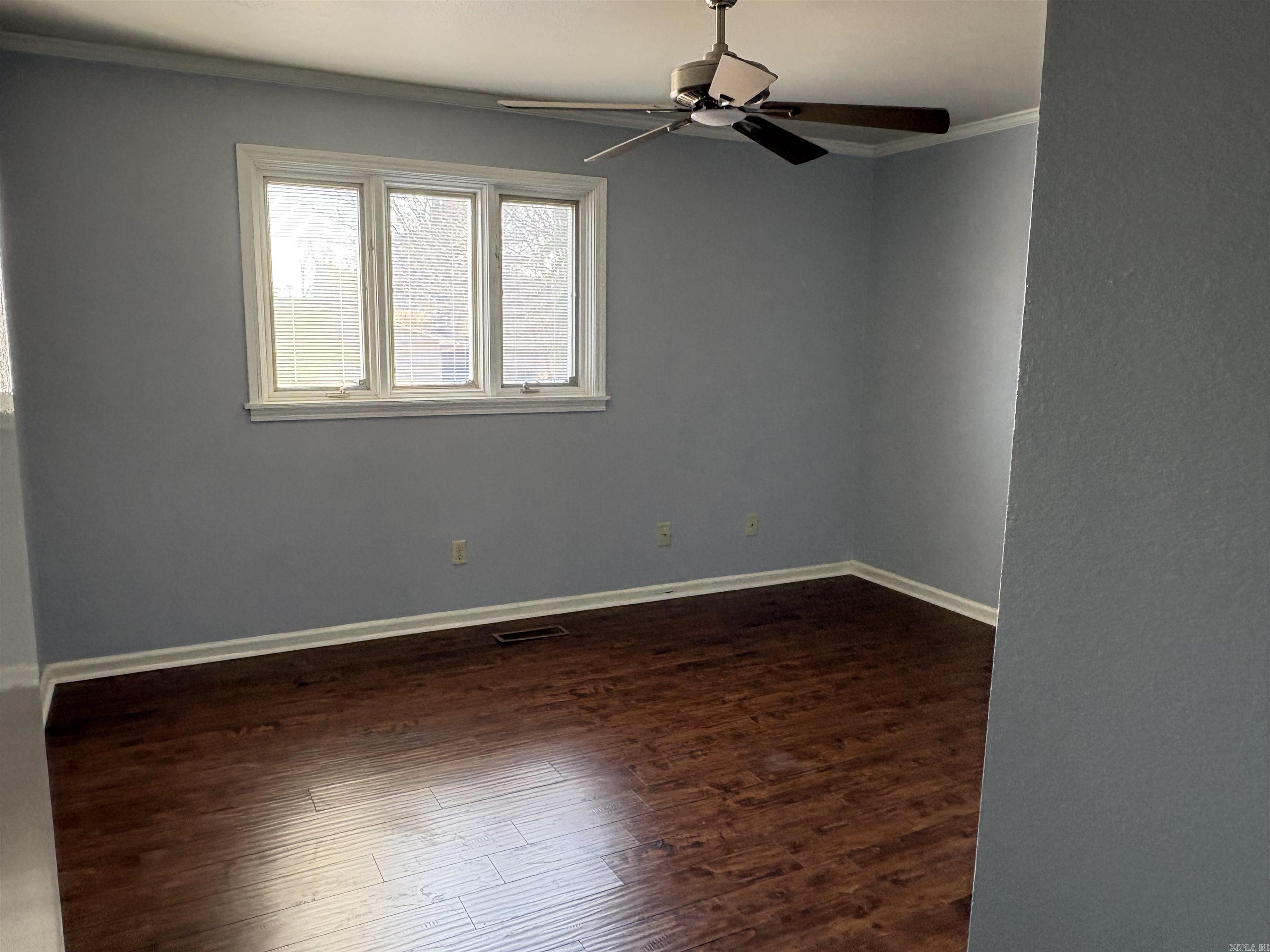 1805 SARA ANN CIRCLE Paragould, AR 72450-8338