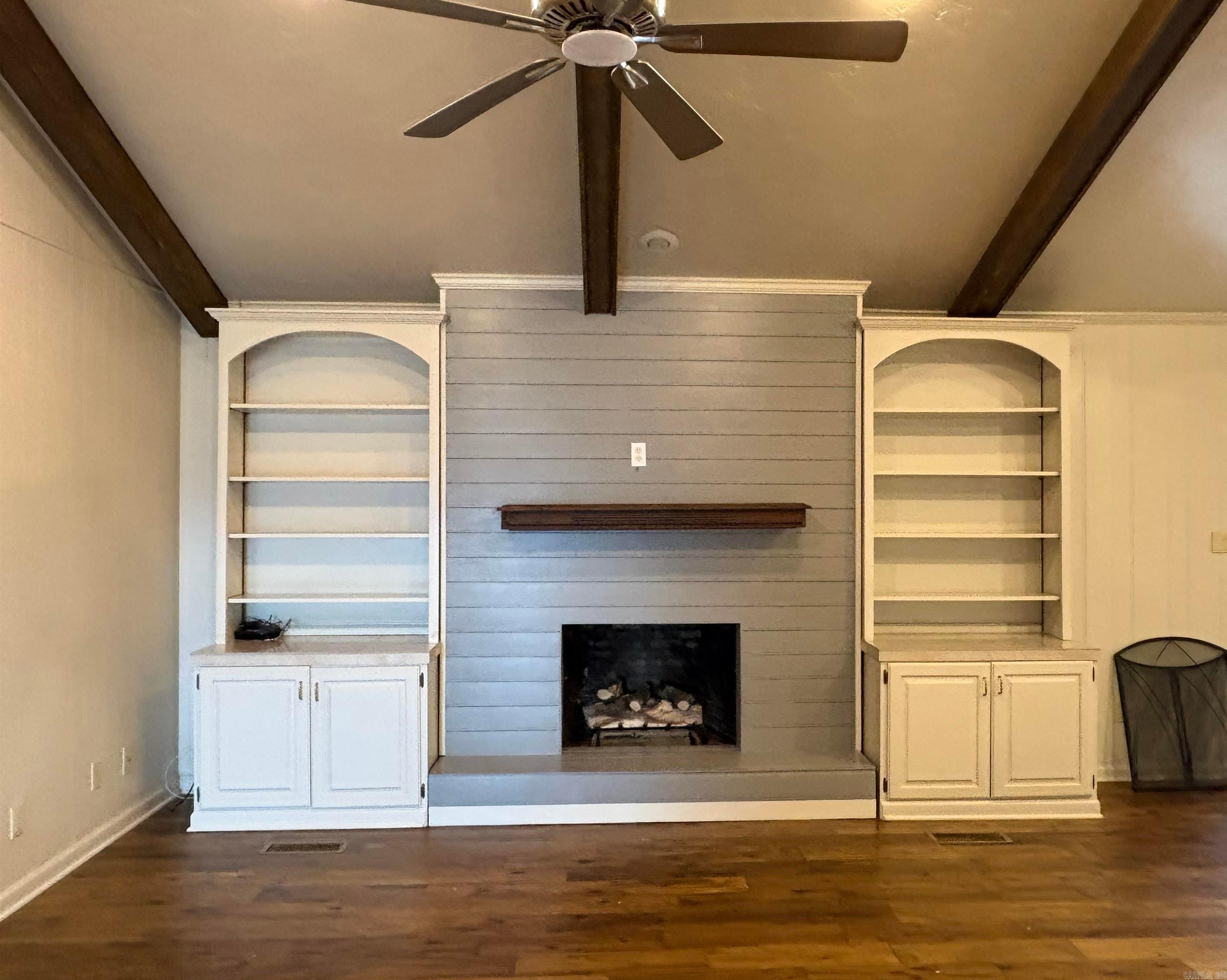 1805 SARA ANN CIRCLE Paragould, AR 72450-8338