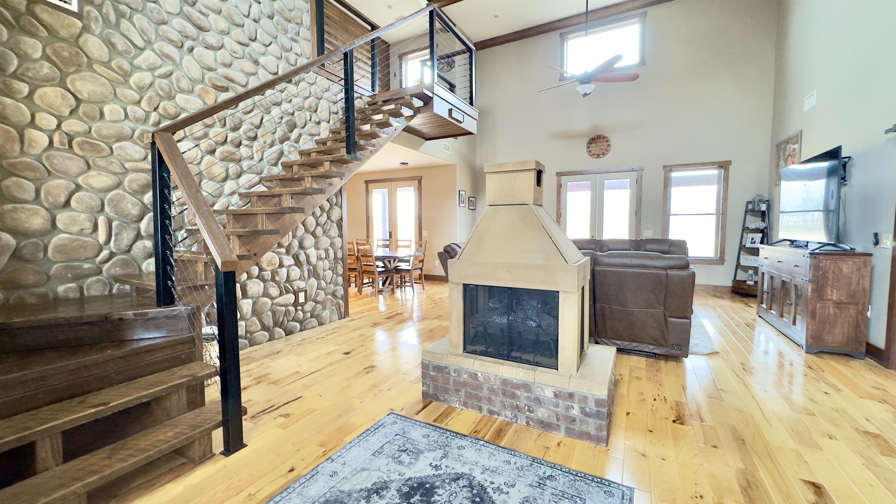 95 Firethorne  Melbourne, AR