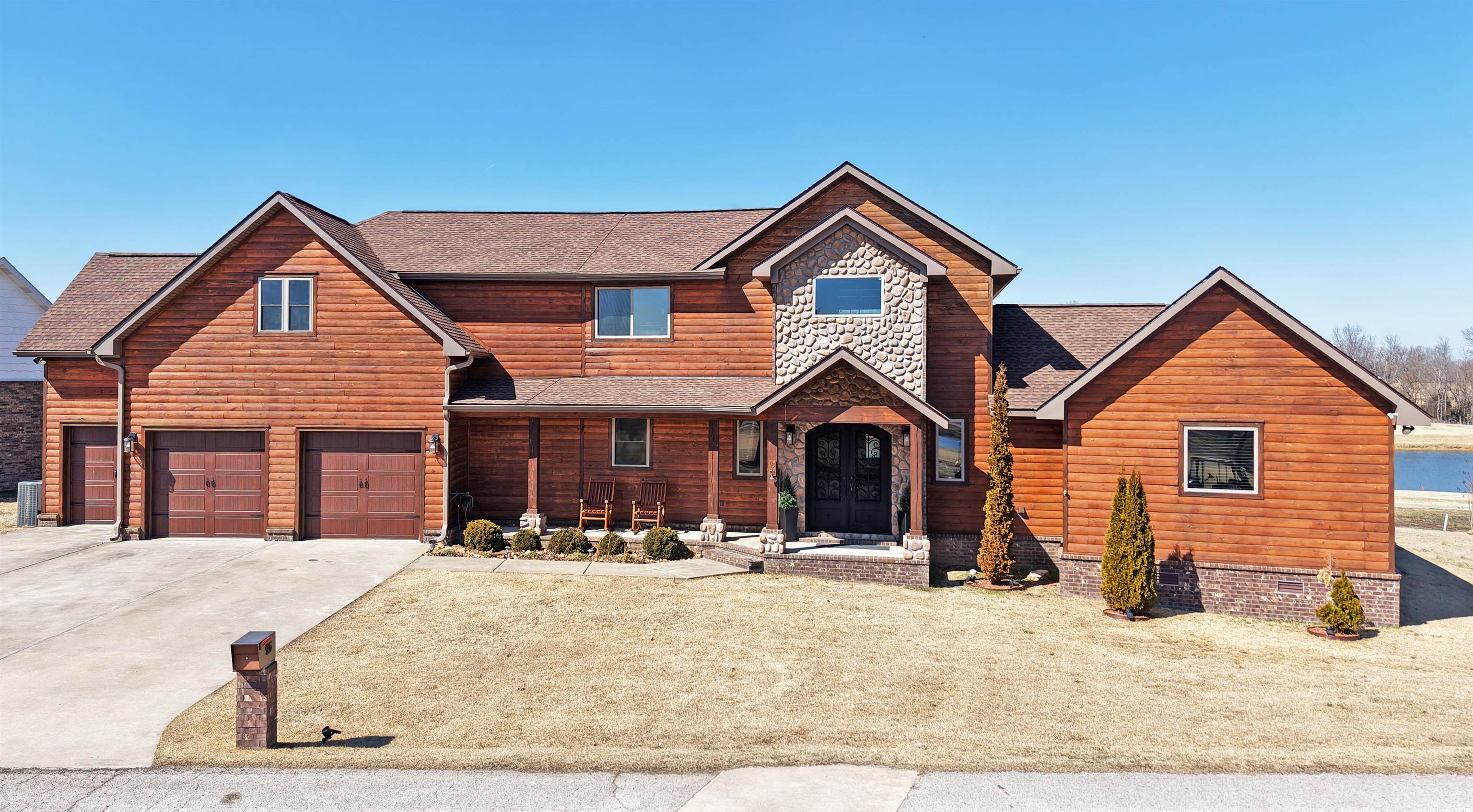 95 Firethorne  Melbourne, AR