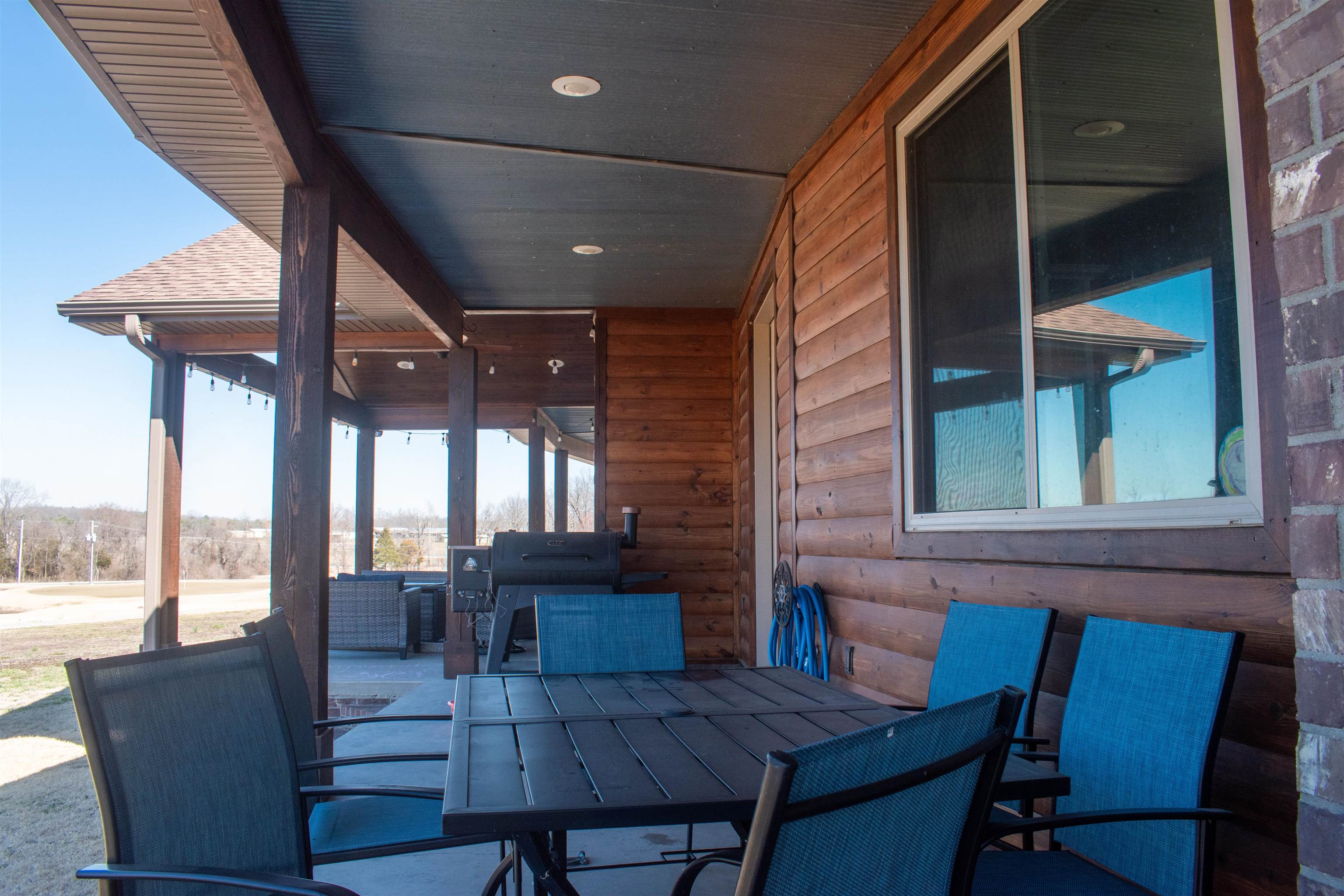 95 Firethorne  Melbourne, AR