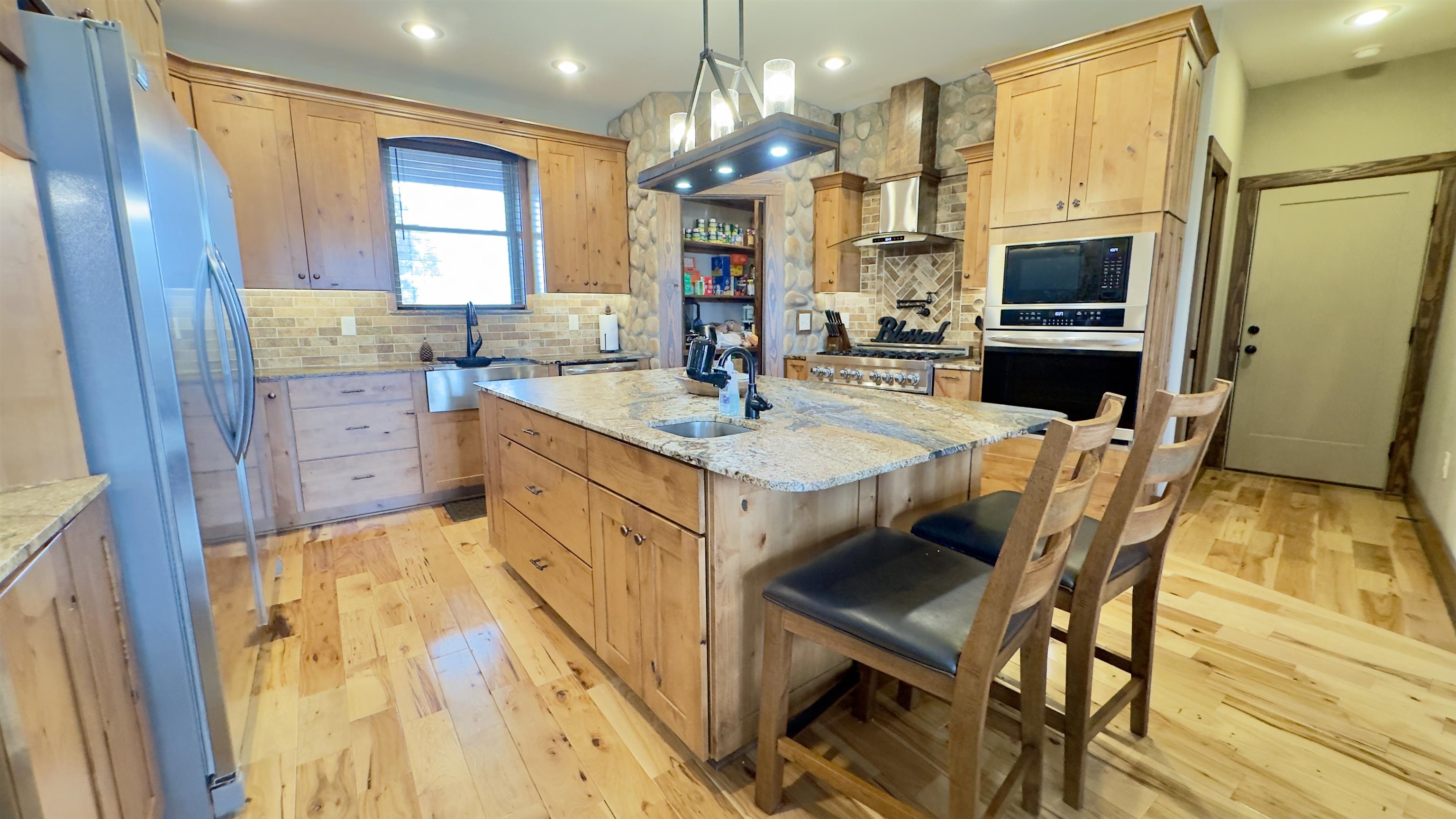 95 Firethorne Lane Melbourne, AR 72556