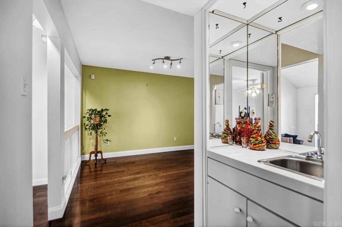 20 Fairway Woods Cir  Maumelle, AR