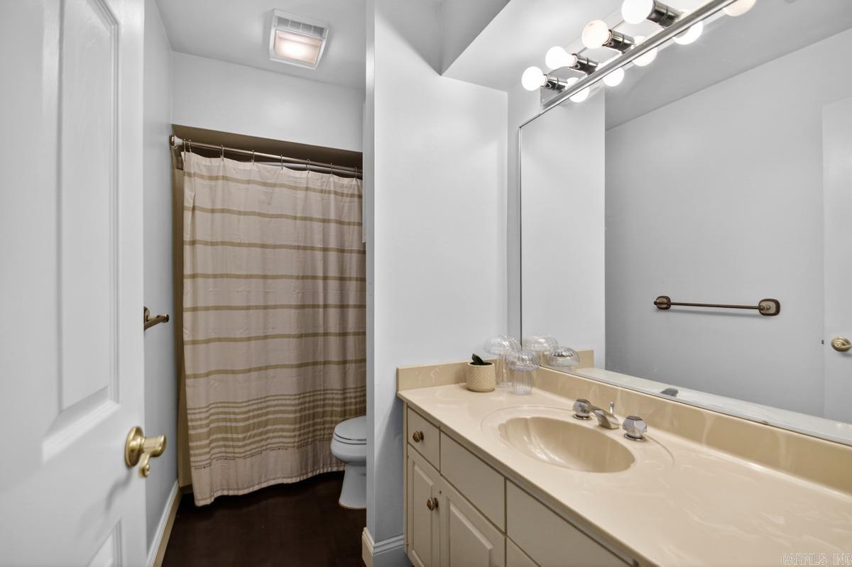 20 Fairway Woods Cir  Maumelle, AR