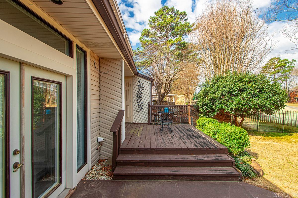 20 Fairway Woods Cir  Maumelle, AR