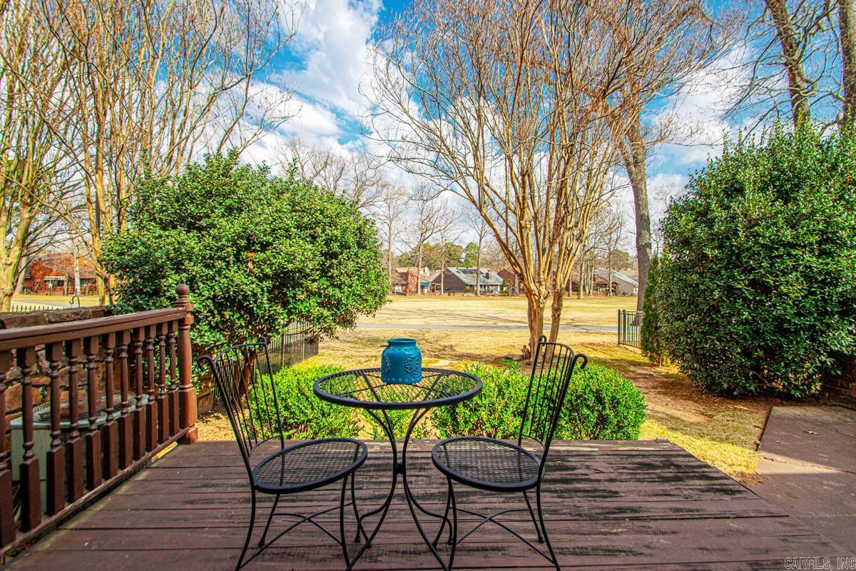 20 Fairway Woods Cir  Maumelle, AR