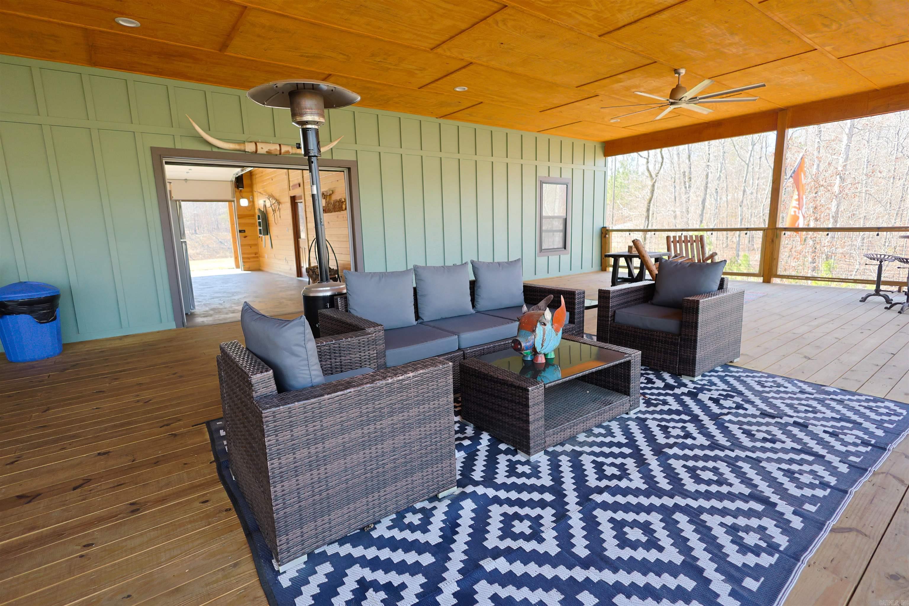 64 E Riverwatch  Glenwood, AR