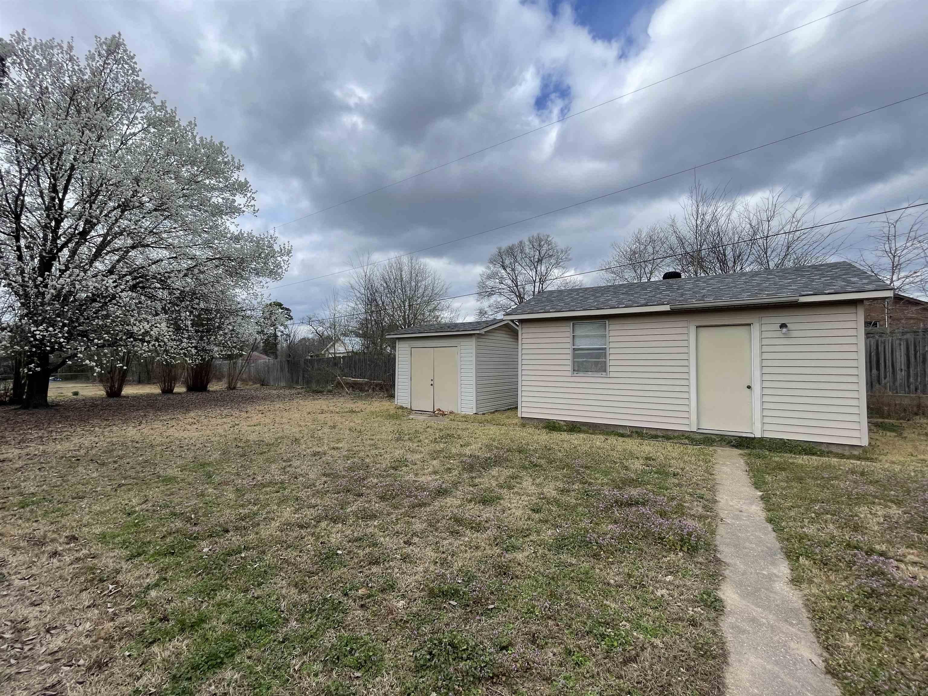 1346 Glenmere  Malvern, AR