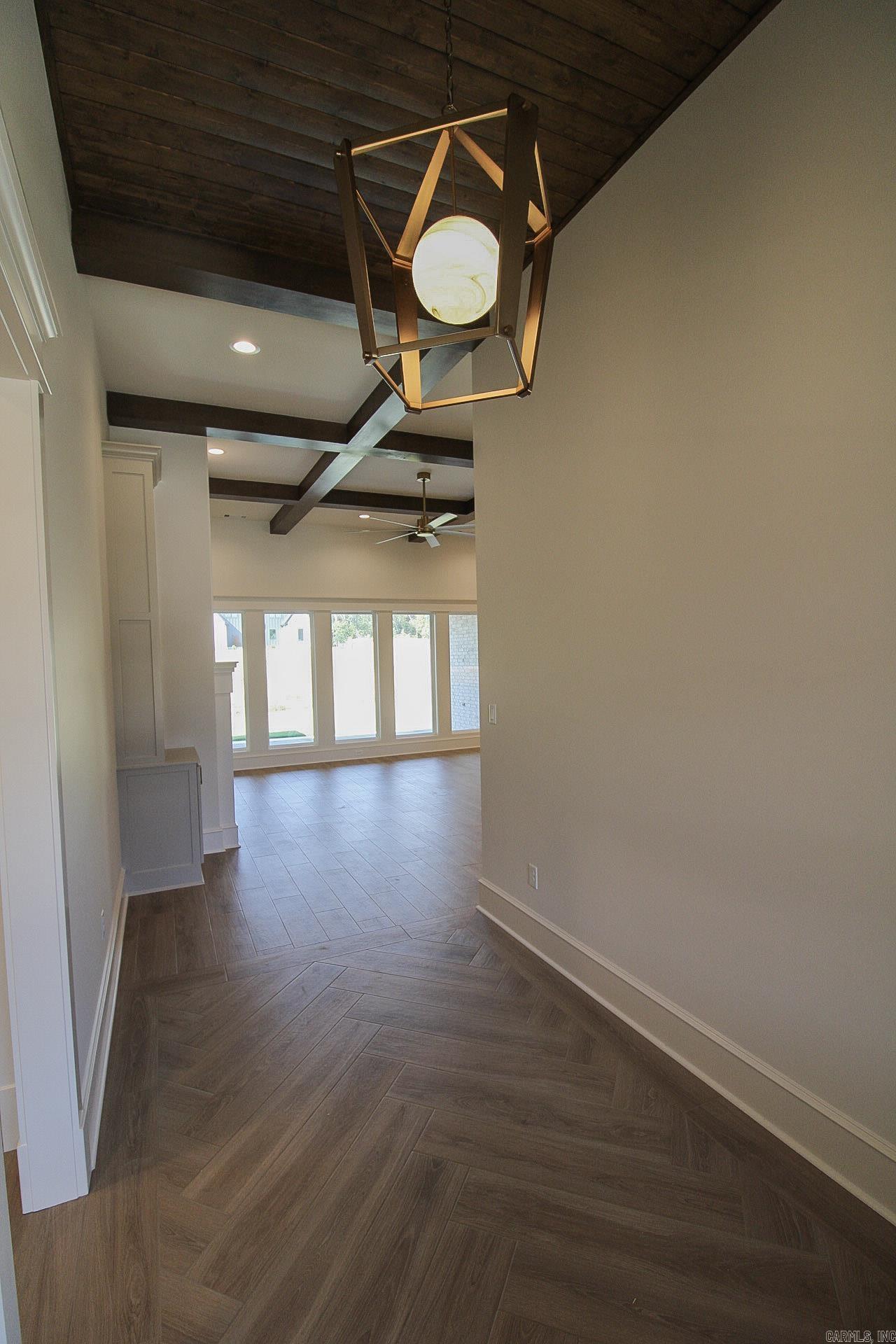 1635 Dolphin Drive — photo 3