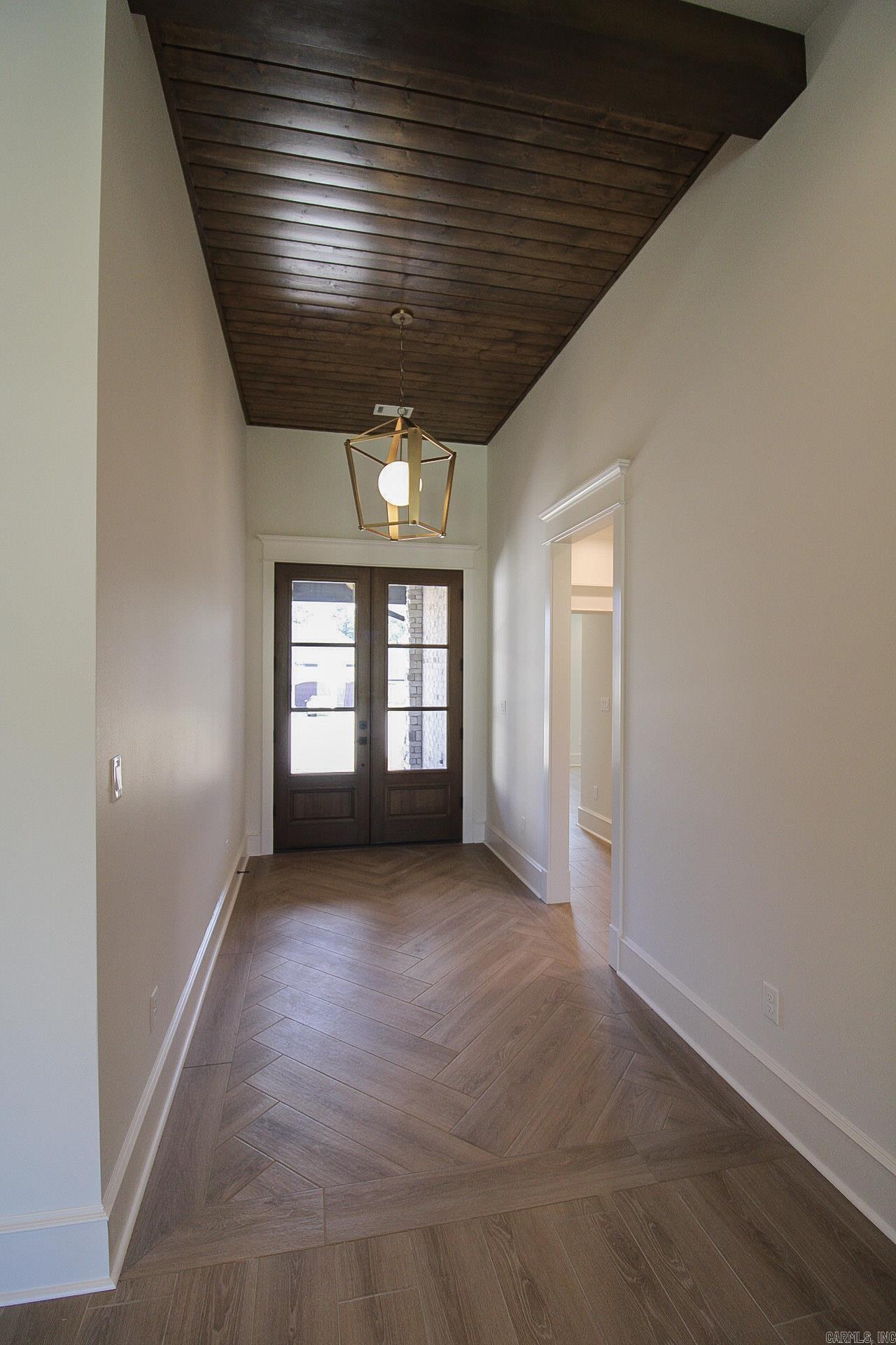 1635 Dolphin Drive — photo 4