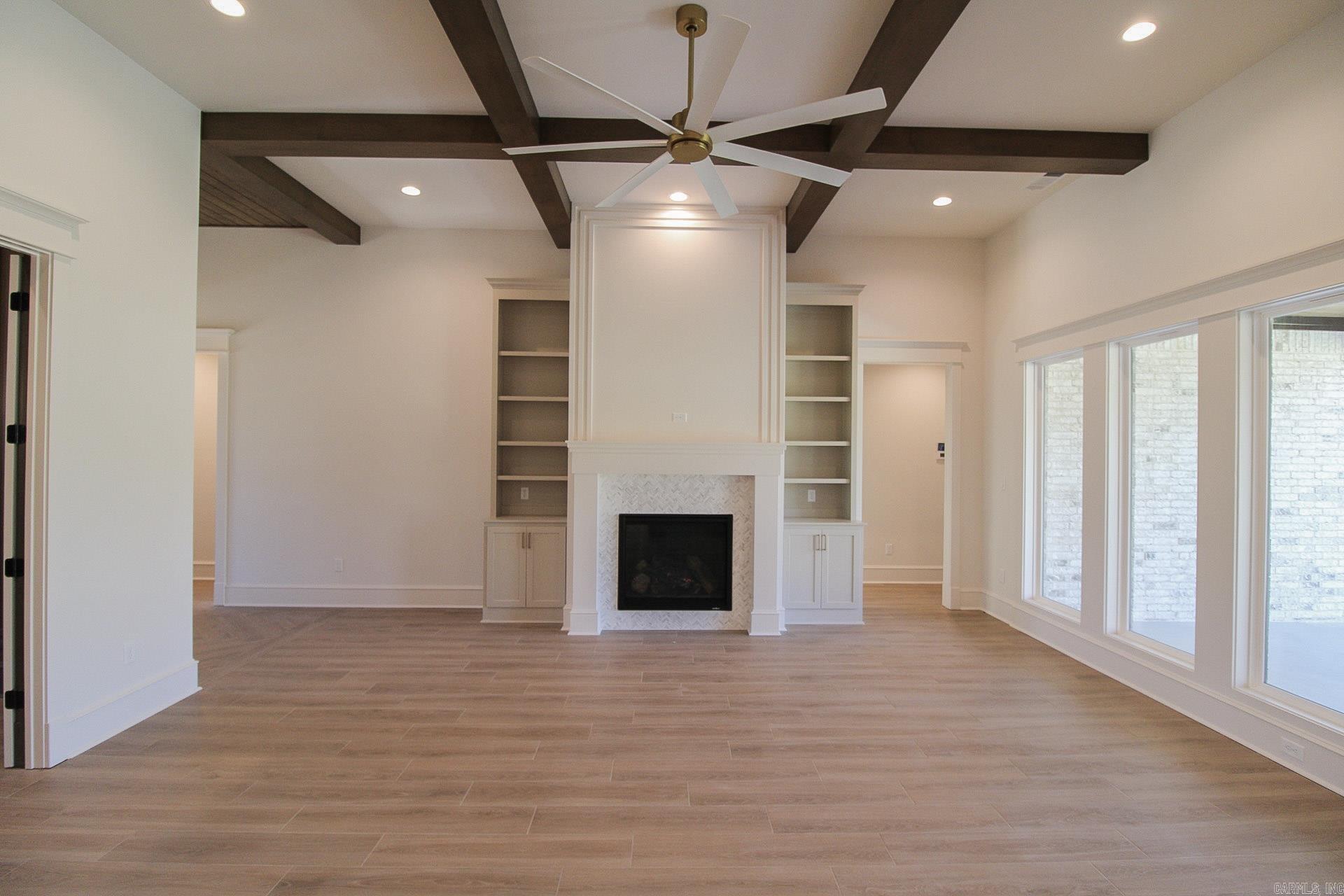 1635 Dolphin Drive — photo 5