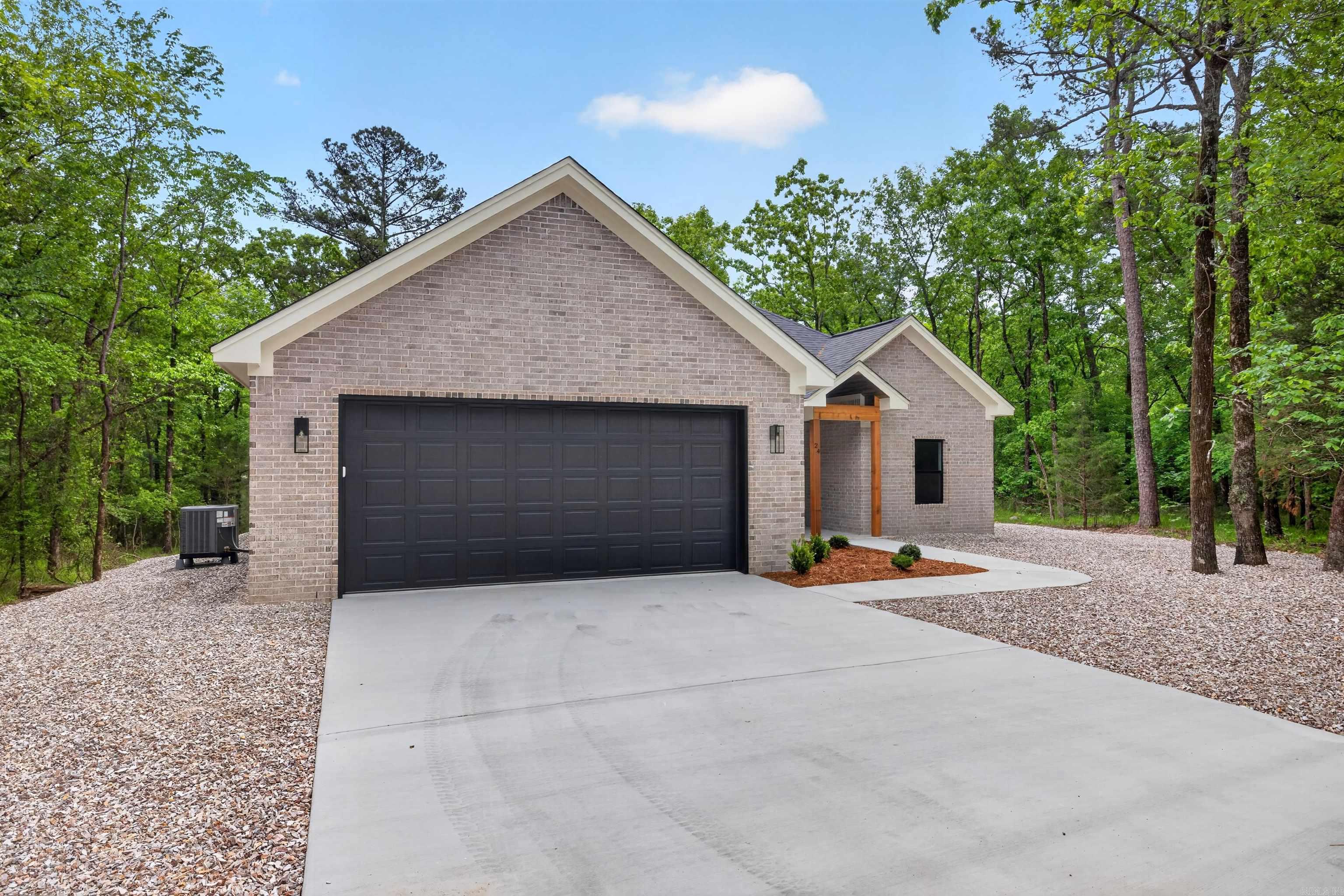 24 San Juan Lane Hot Springs Village, AR 71909