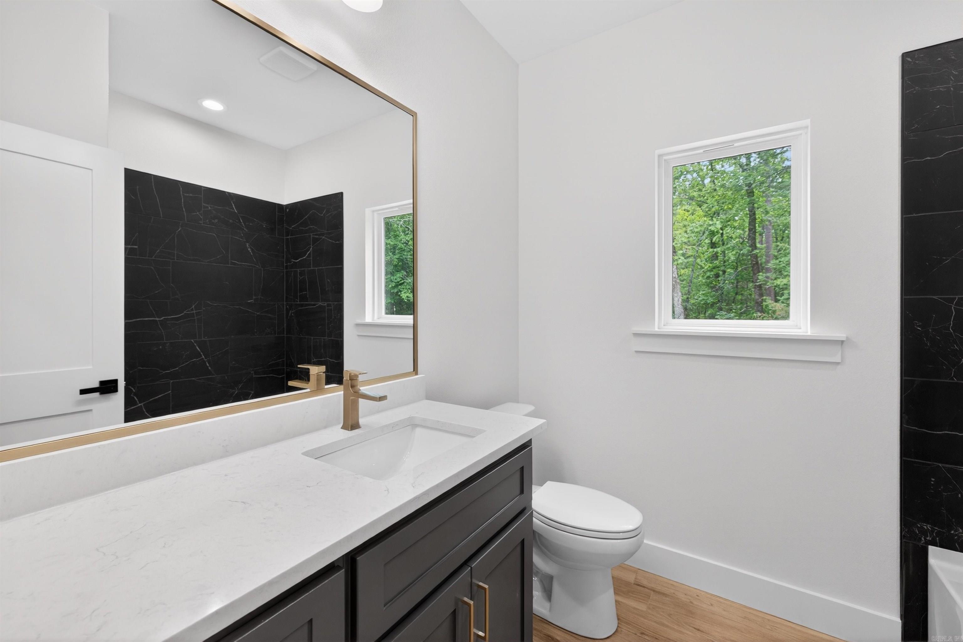 24 San Juan Lane Hot Springs Village, AR 71909