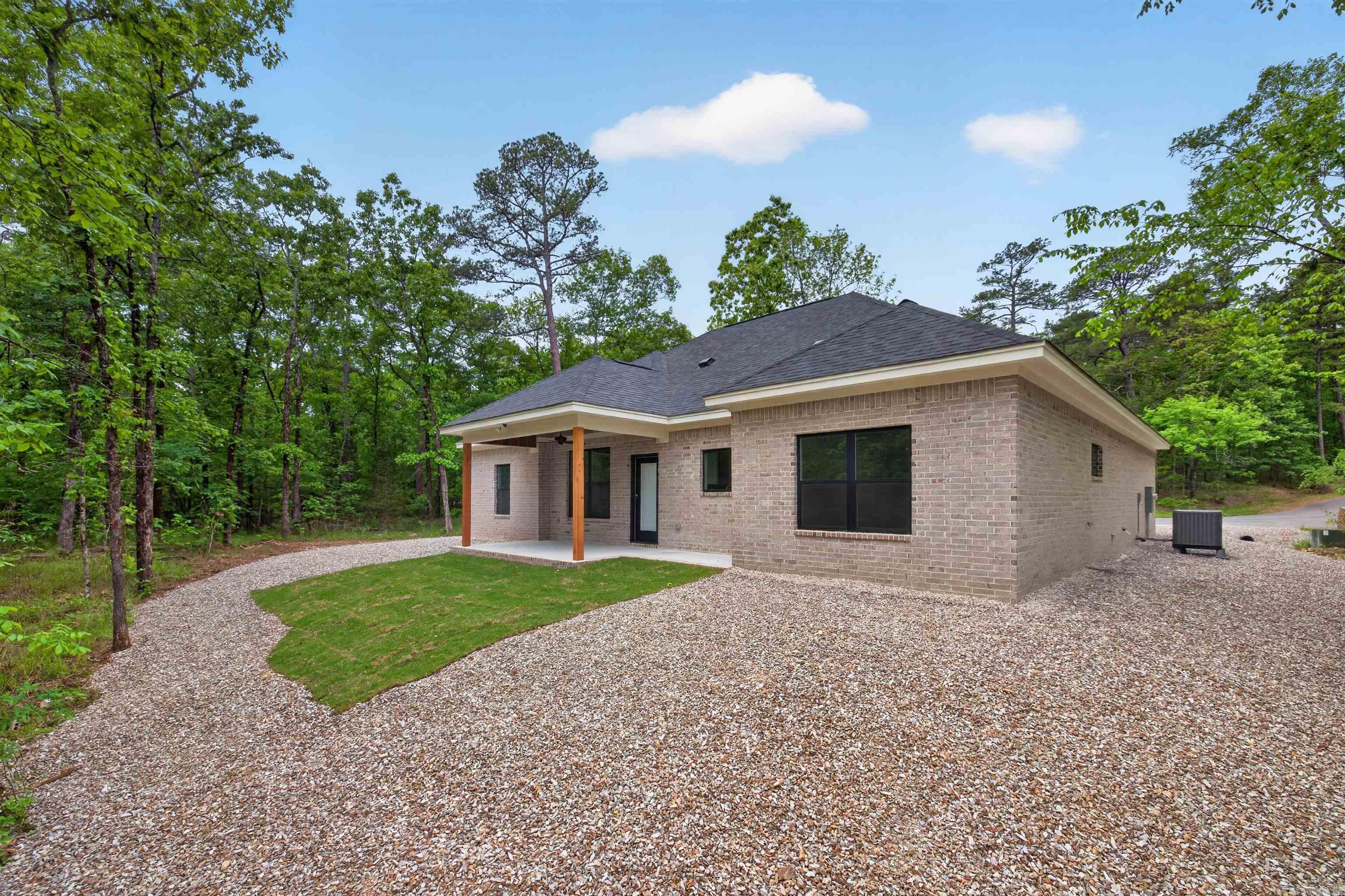 24 San Juan Lane Hot Springs Village, AR 71909