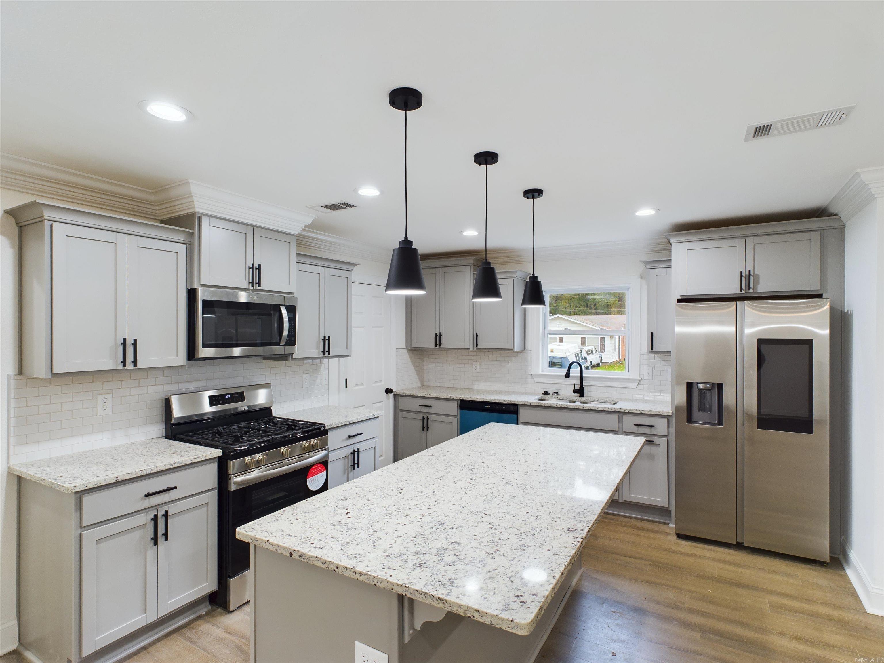 7808 McDaniel  Little Rock, AR