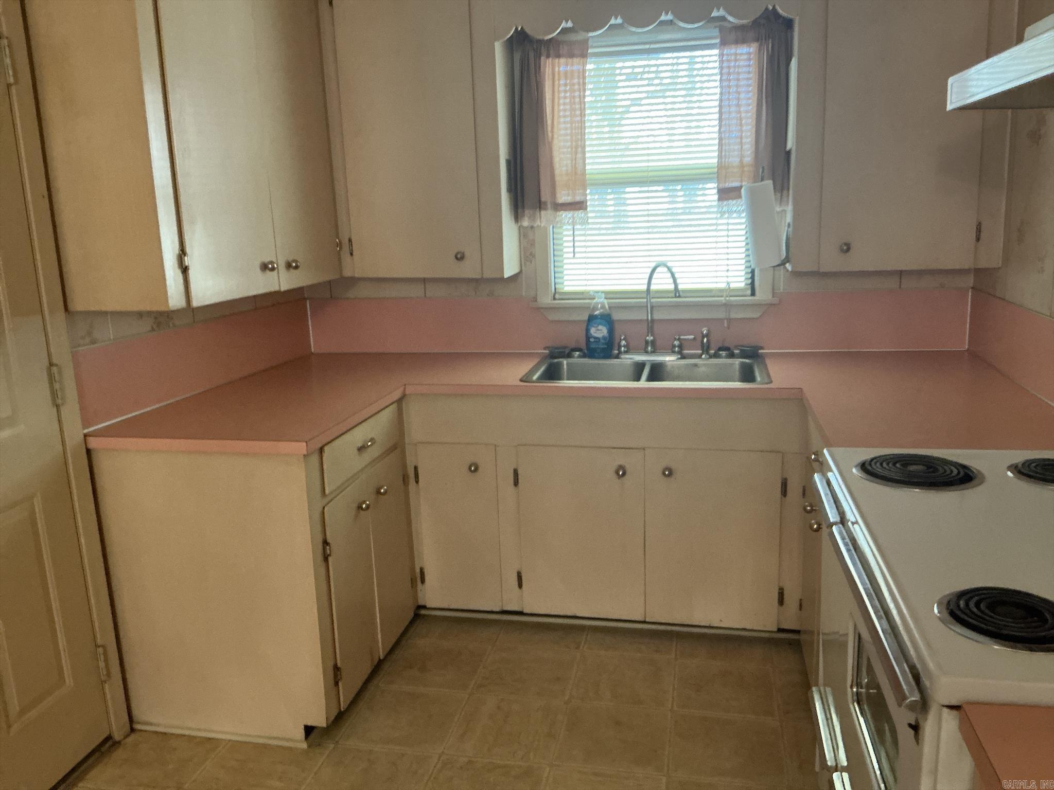 1428 James  Crossett, AR