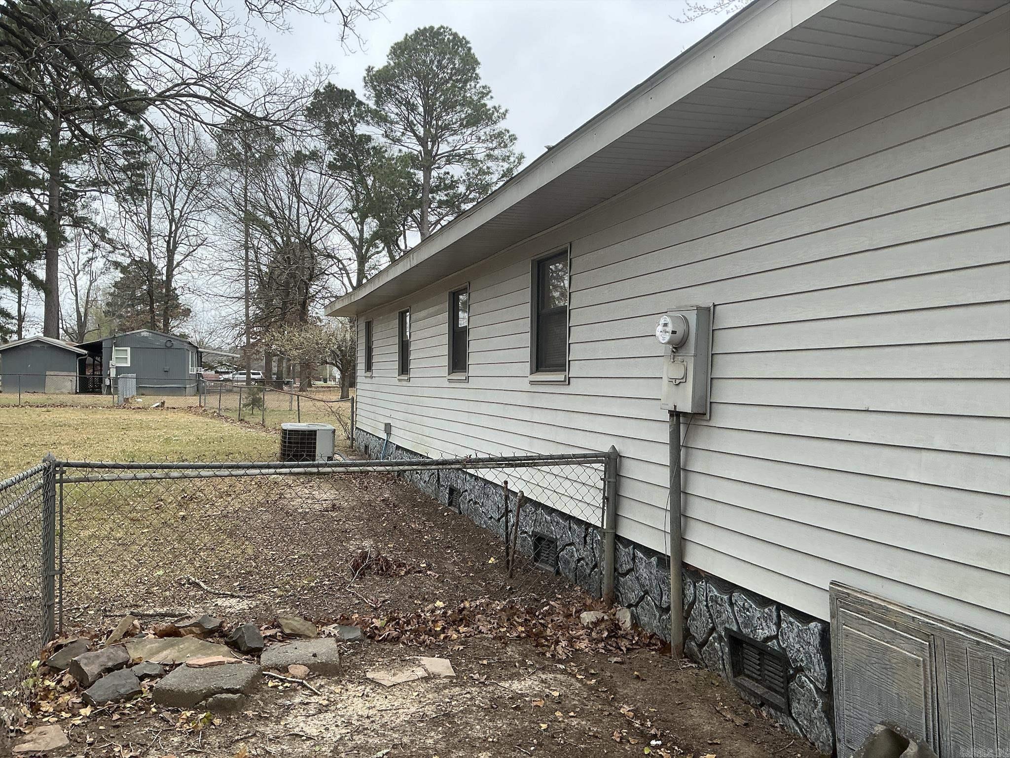 1428 James  Crossett, AR