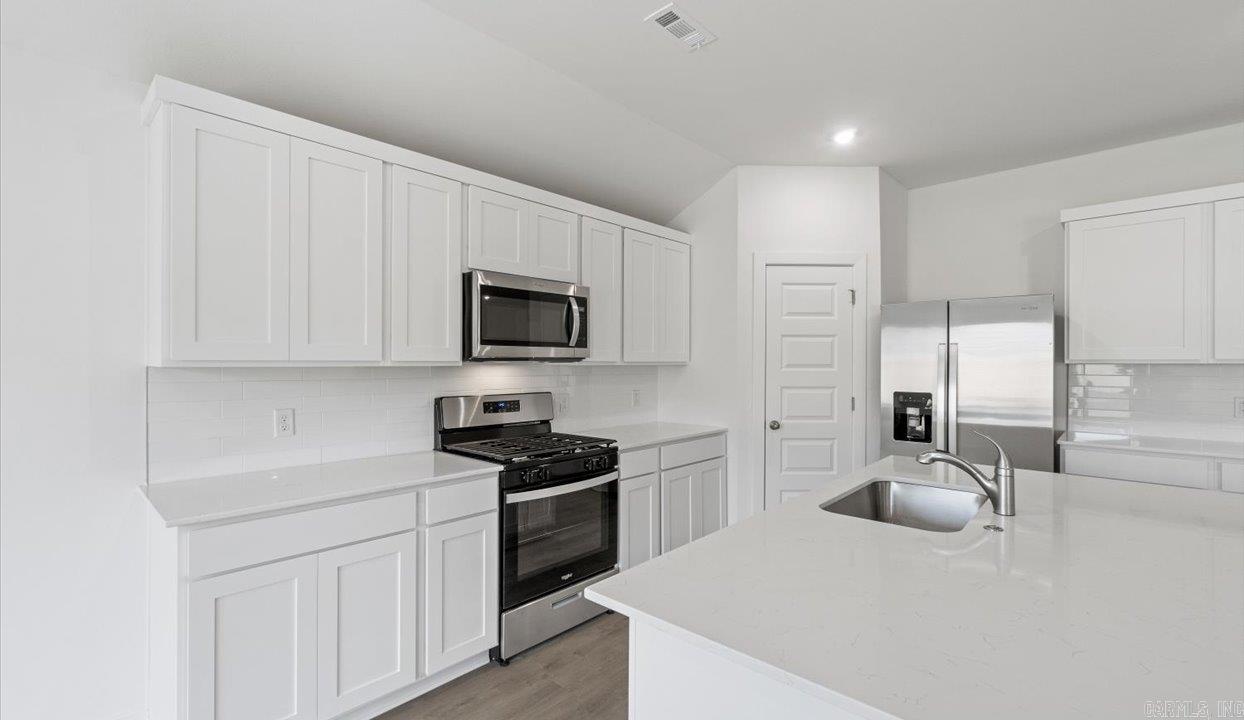 34 Plantation  Mayflower, AR