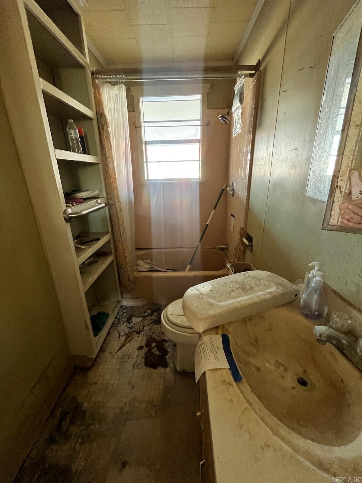 1408 Malcolm  Newport, AR