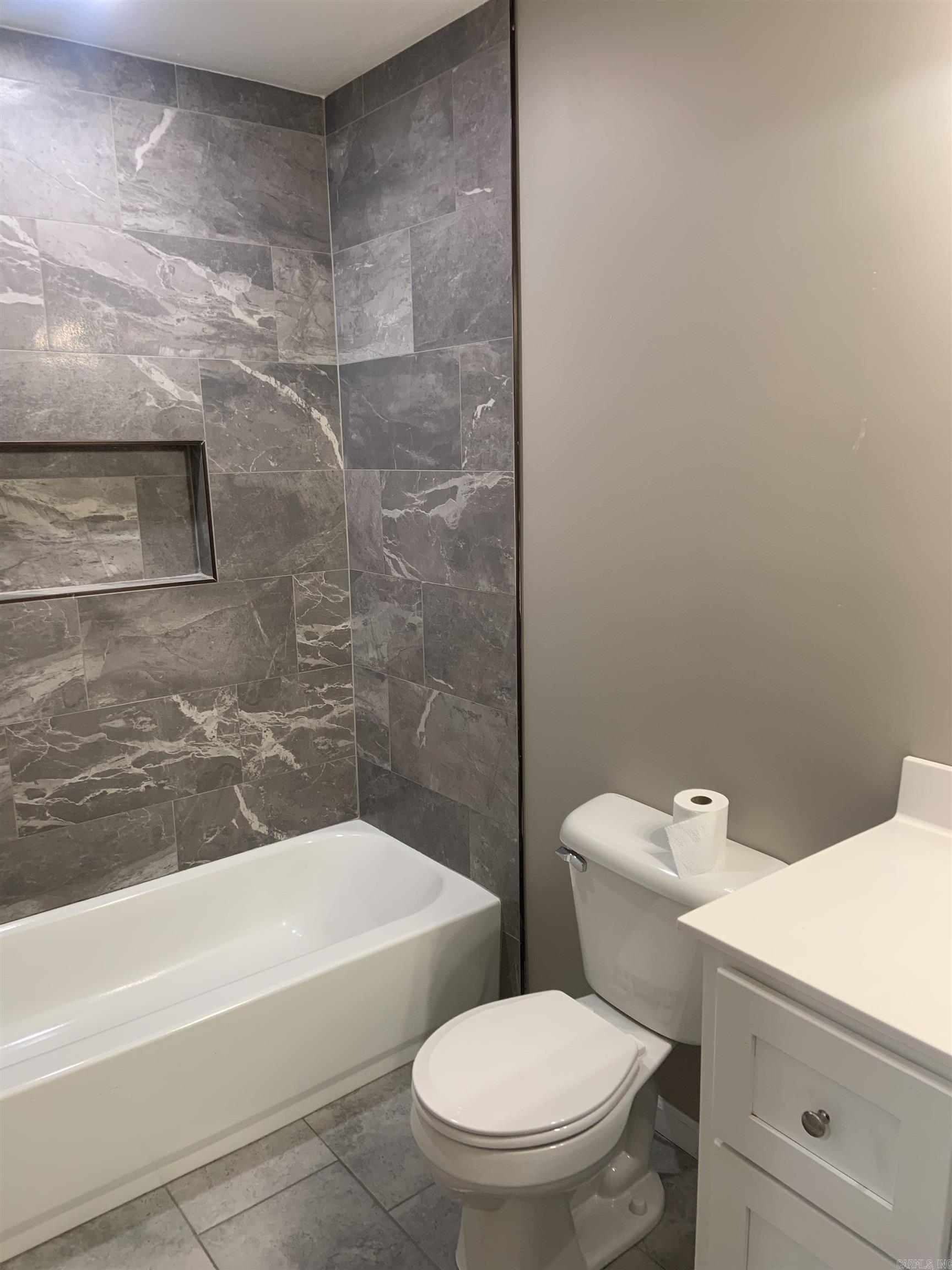 1406 South 8th Street Paragould, AR 72450