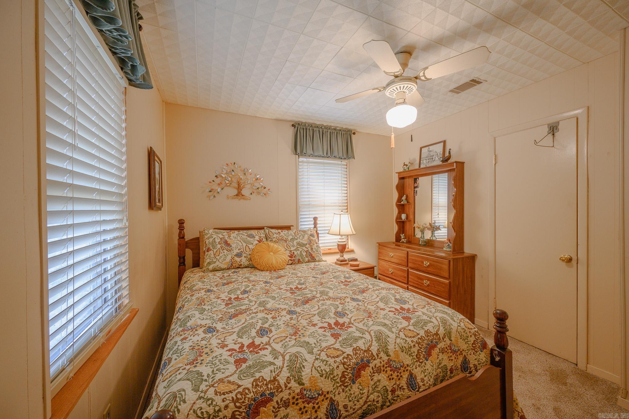 4437 W Hwy 8  Mena, AR