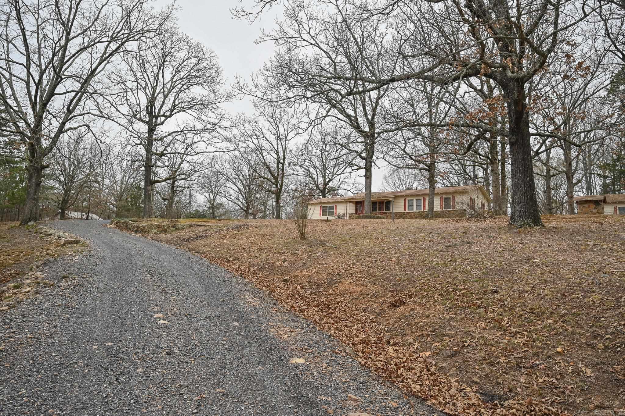 4437 W Hwy 8  Mena, AR