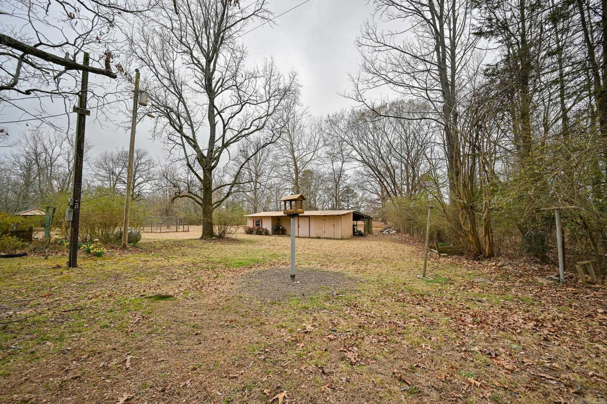 4437 W Hwy 8  Mena, AR