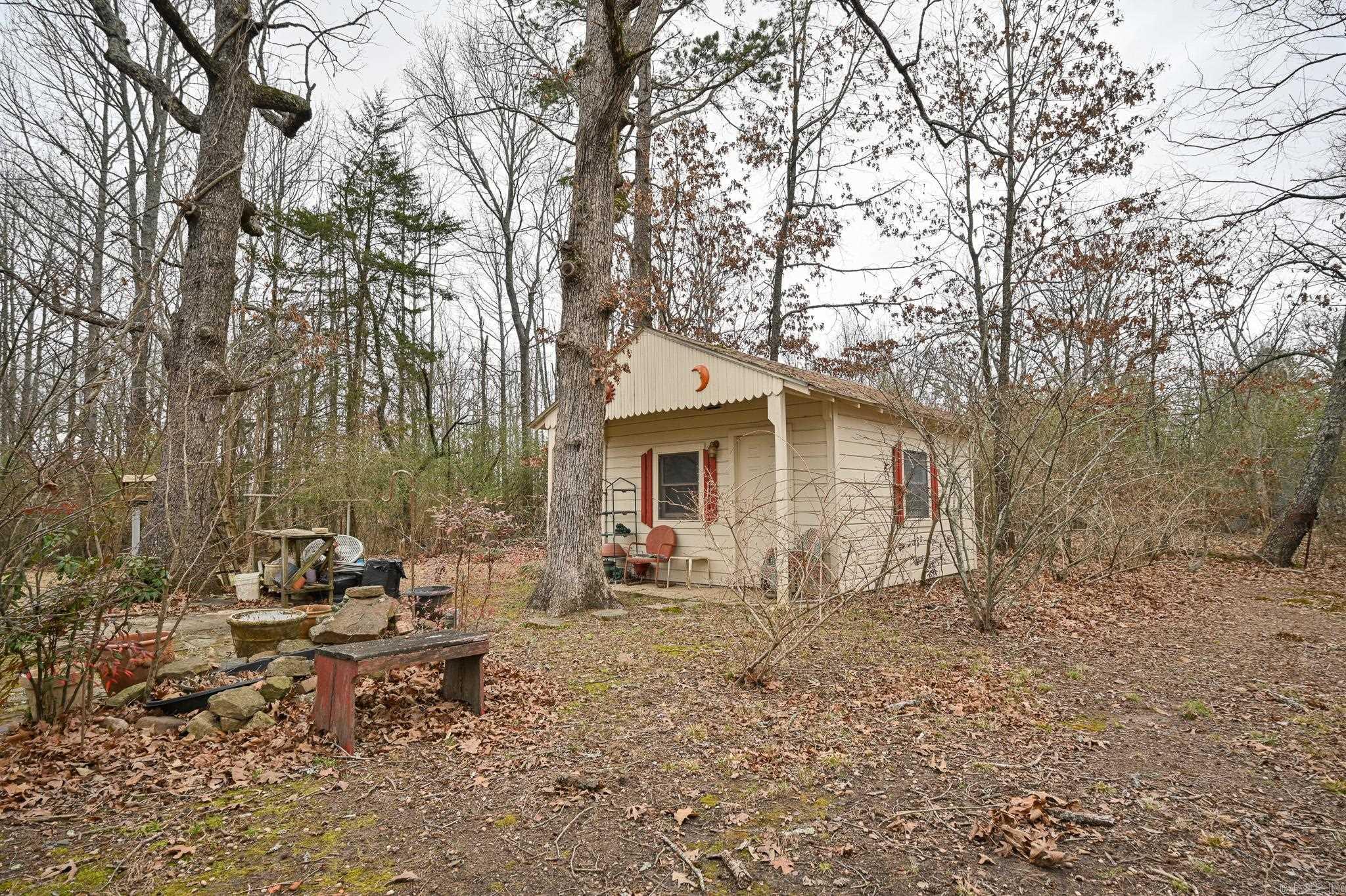 4437 W Hwy 8  Mena, AR