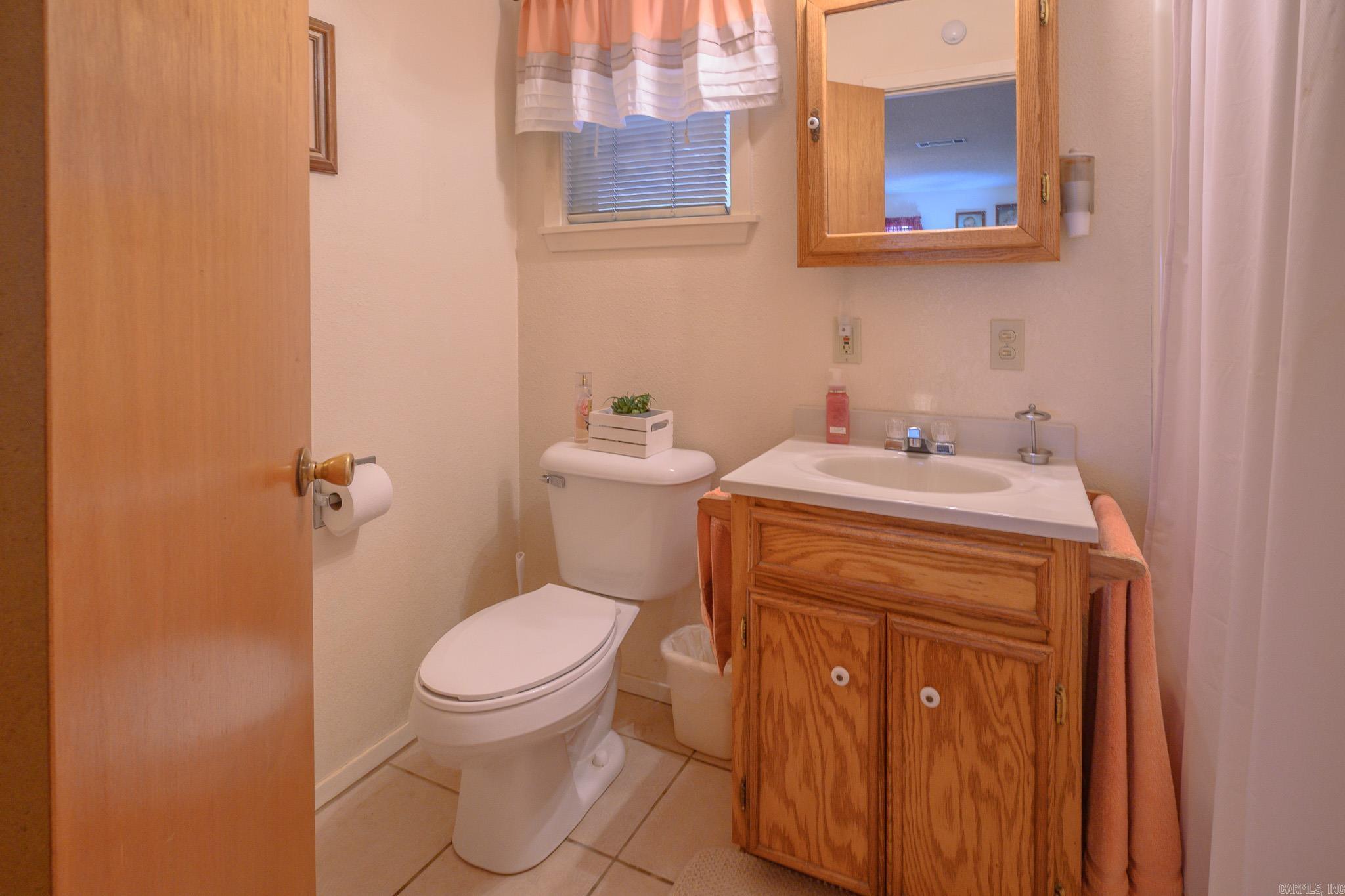 4437 W Hwy 8  Mena, AR