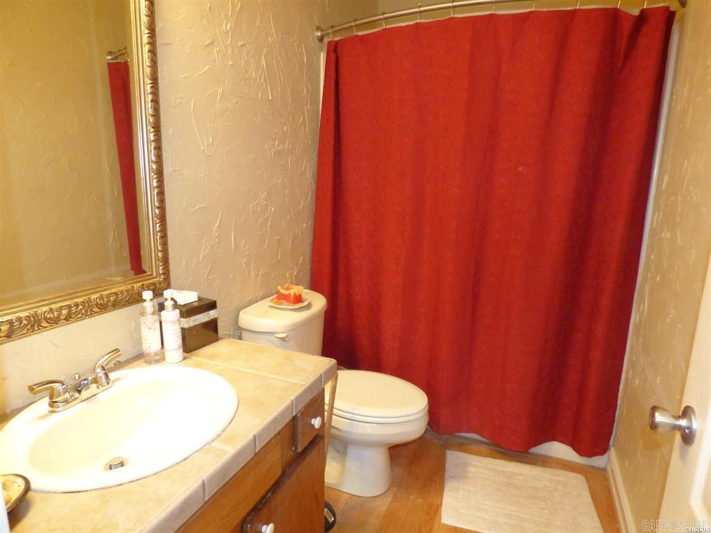 1319 Airport  Hot Springs, AR