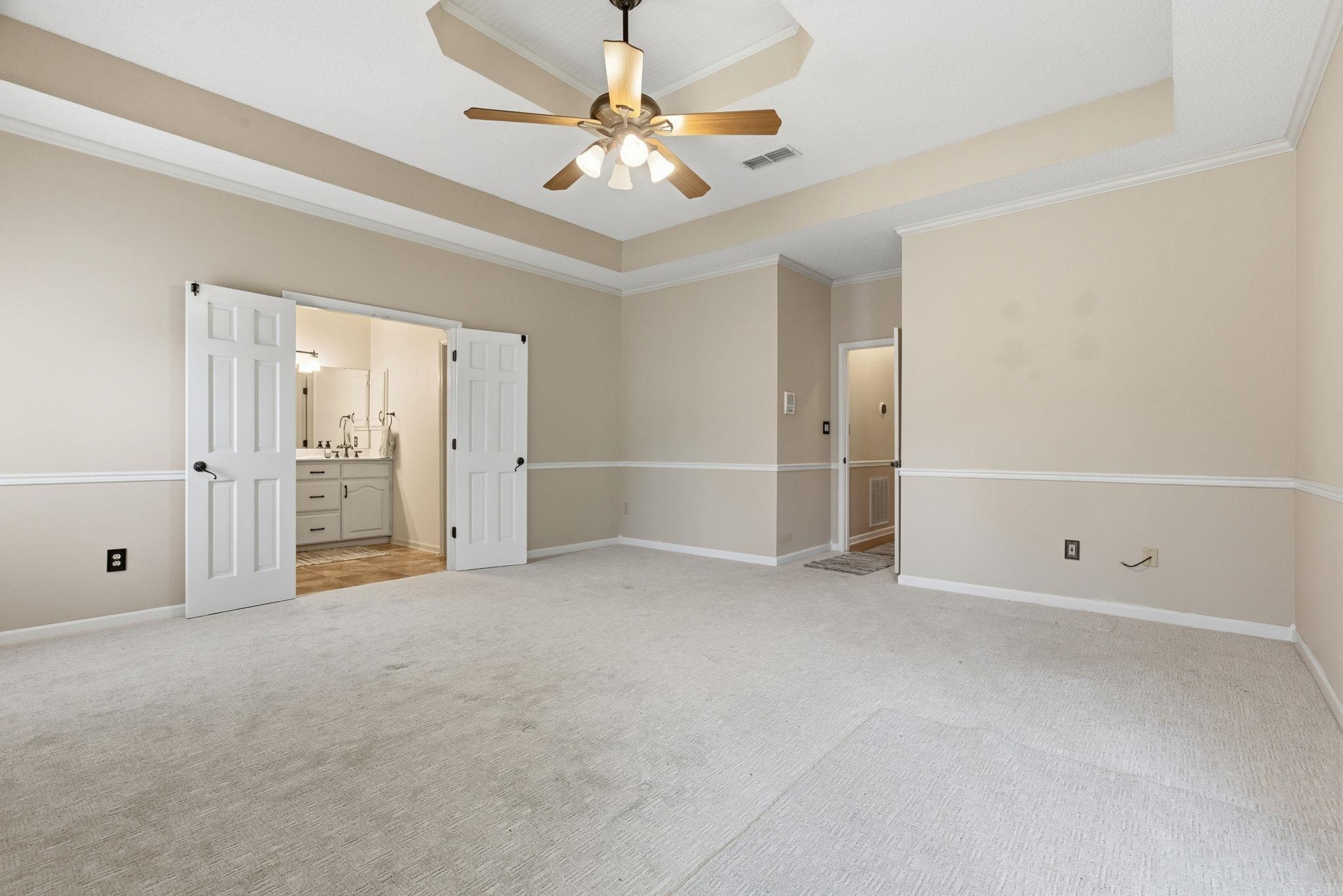 208 Summerfield Dr.  Bryant, AR