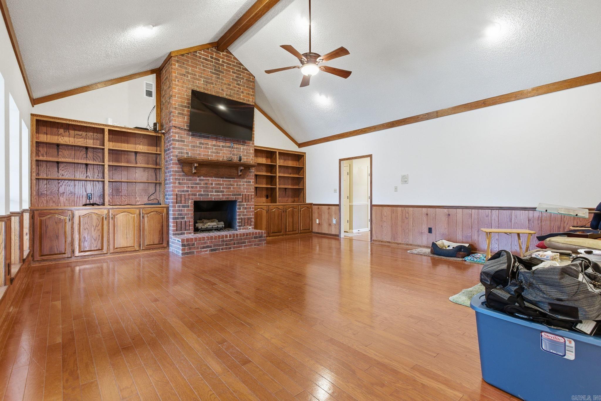 208 Summerfield Dr.  Bryant, AR