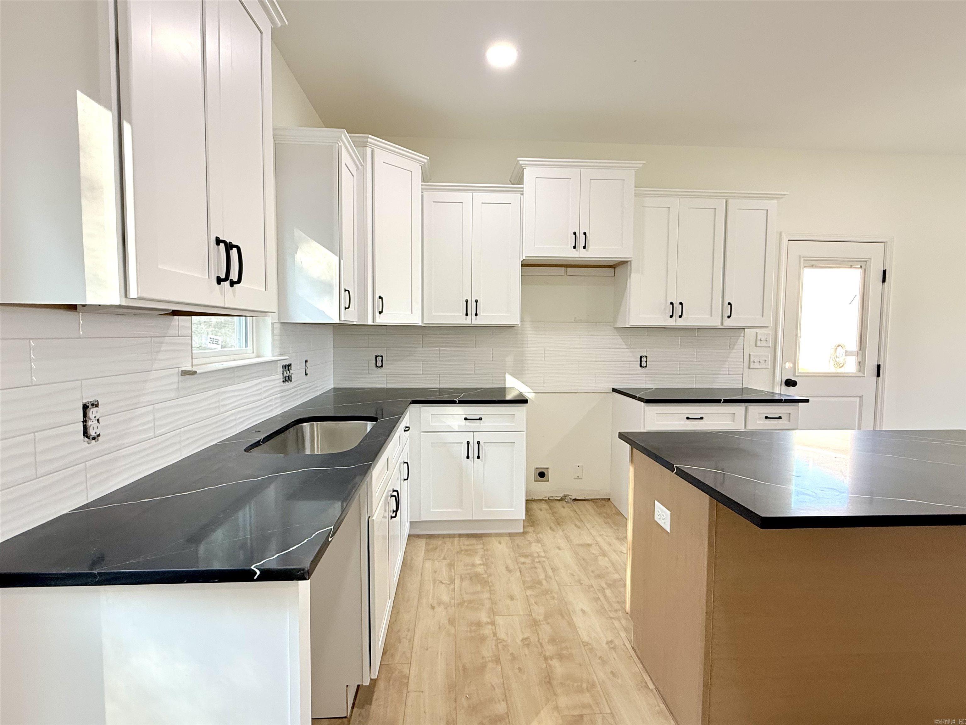 1015 Clinton  Alexander, AR