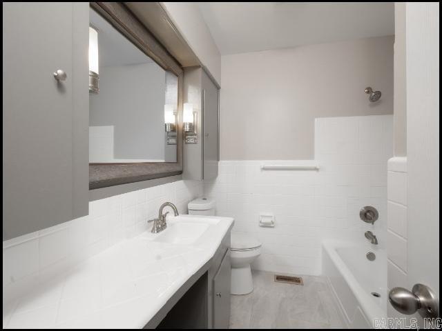 4907 Arlington  North Little Rock, AR