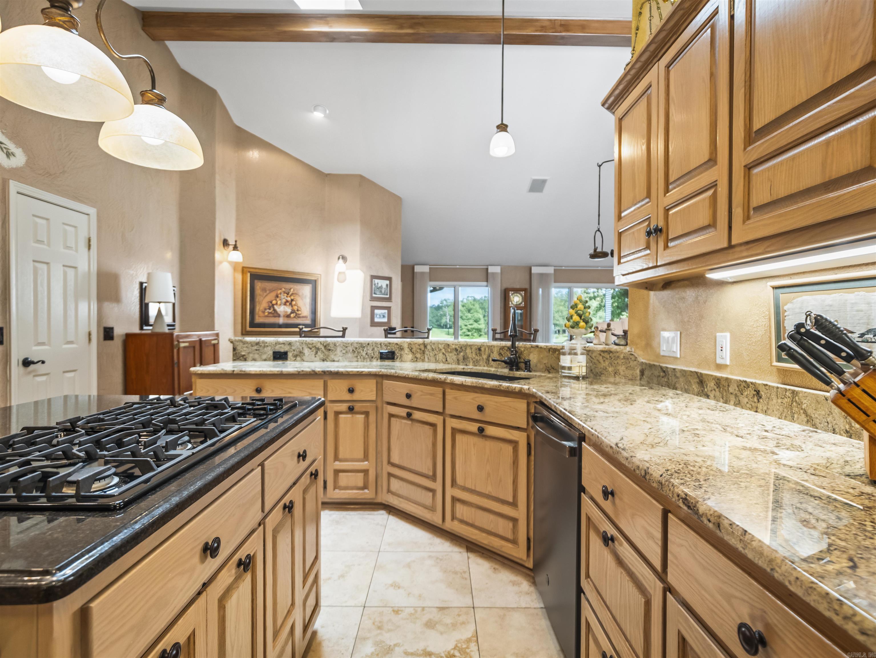 11 Realeza Court  Hot Springs Village, AR