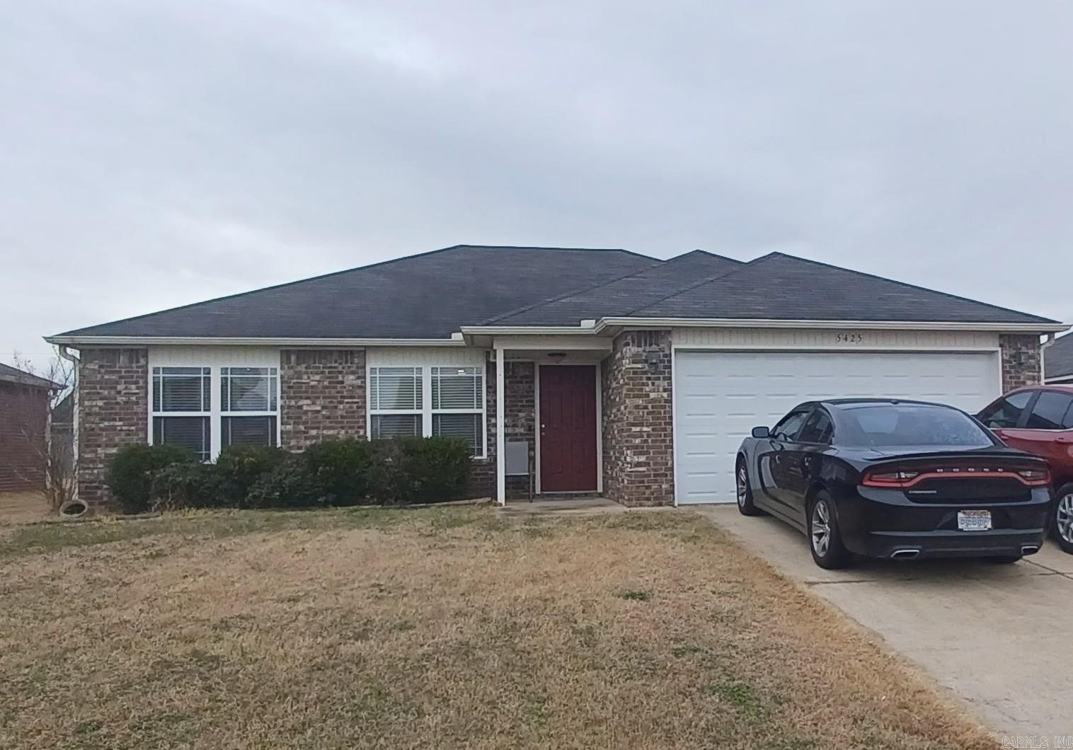 5425 Pin Oak  North Little Rock, AR