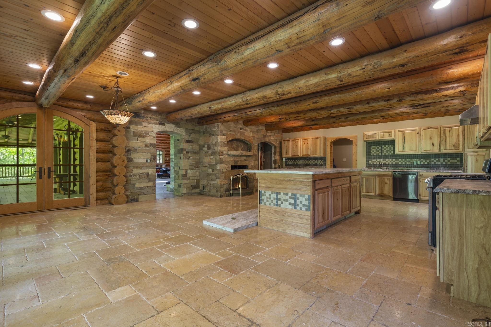 10836 Bray  Elkins, AR