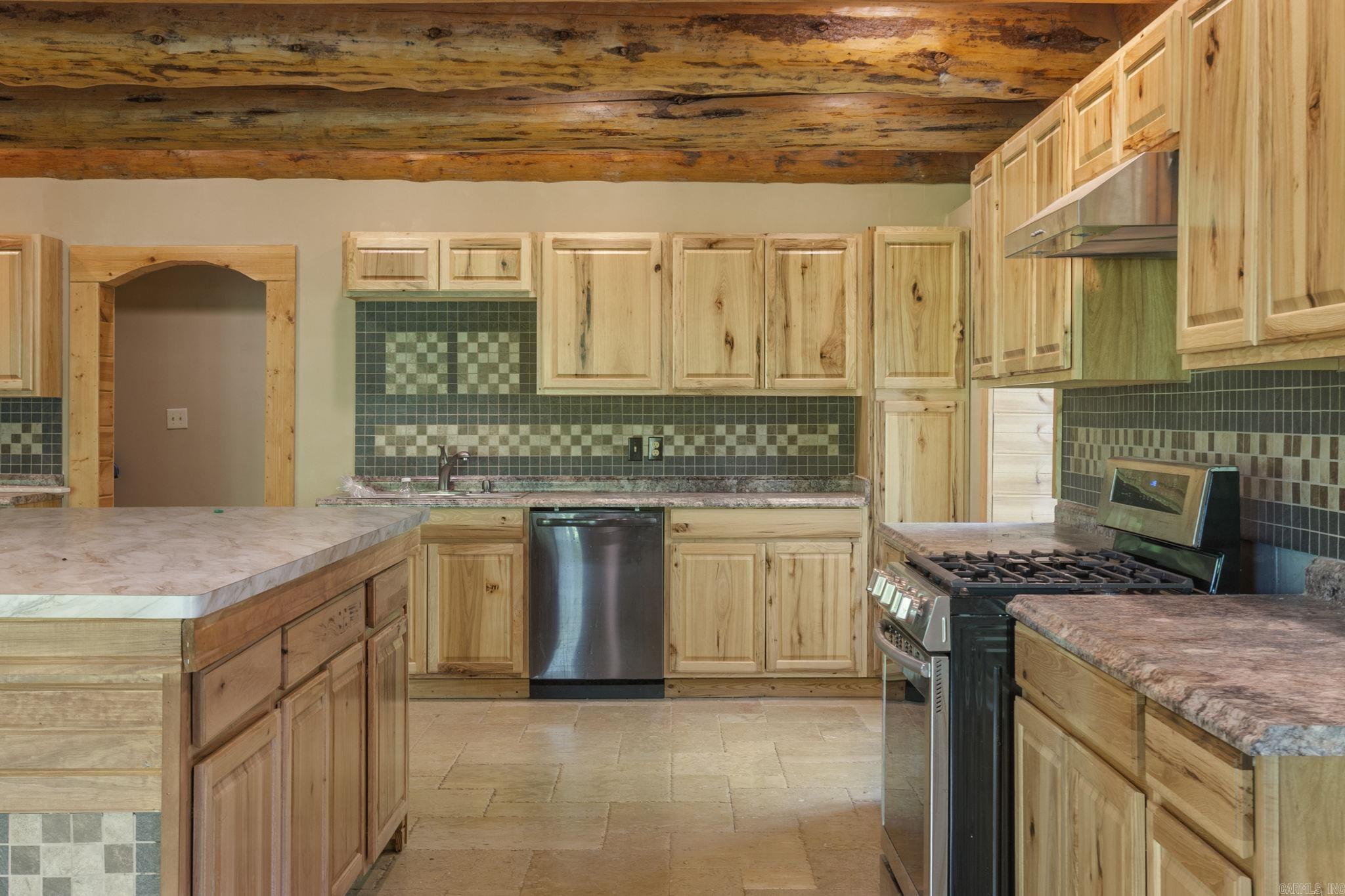 10836 Bray  Elkins, AR