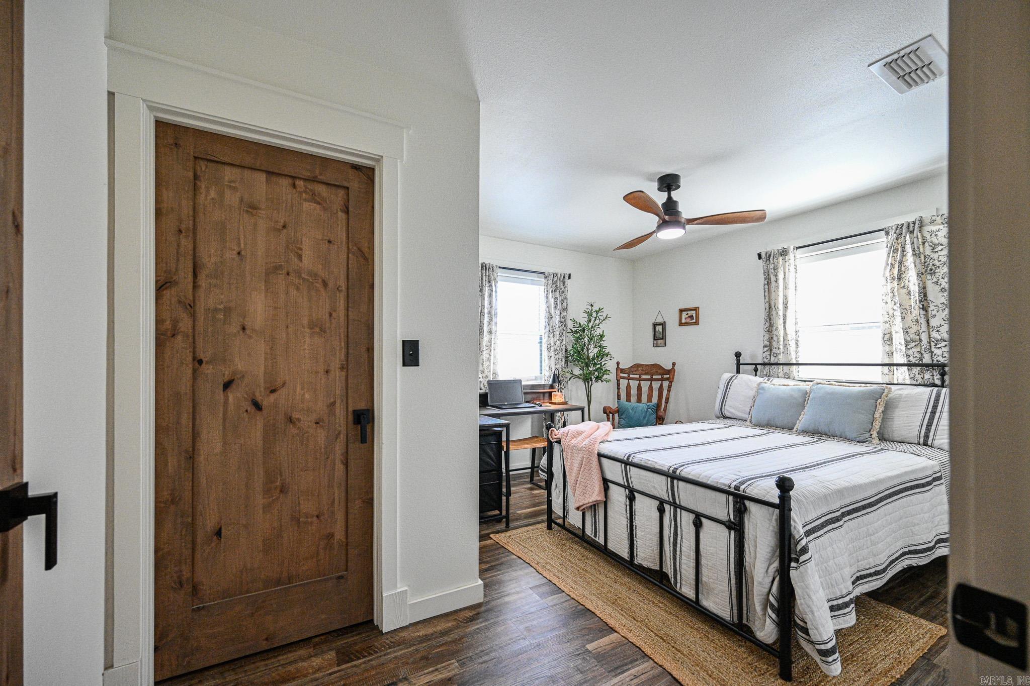 180 Polk Road 17  Cove, AR