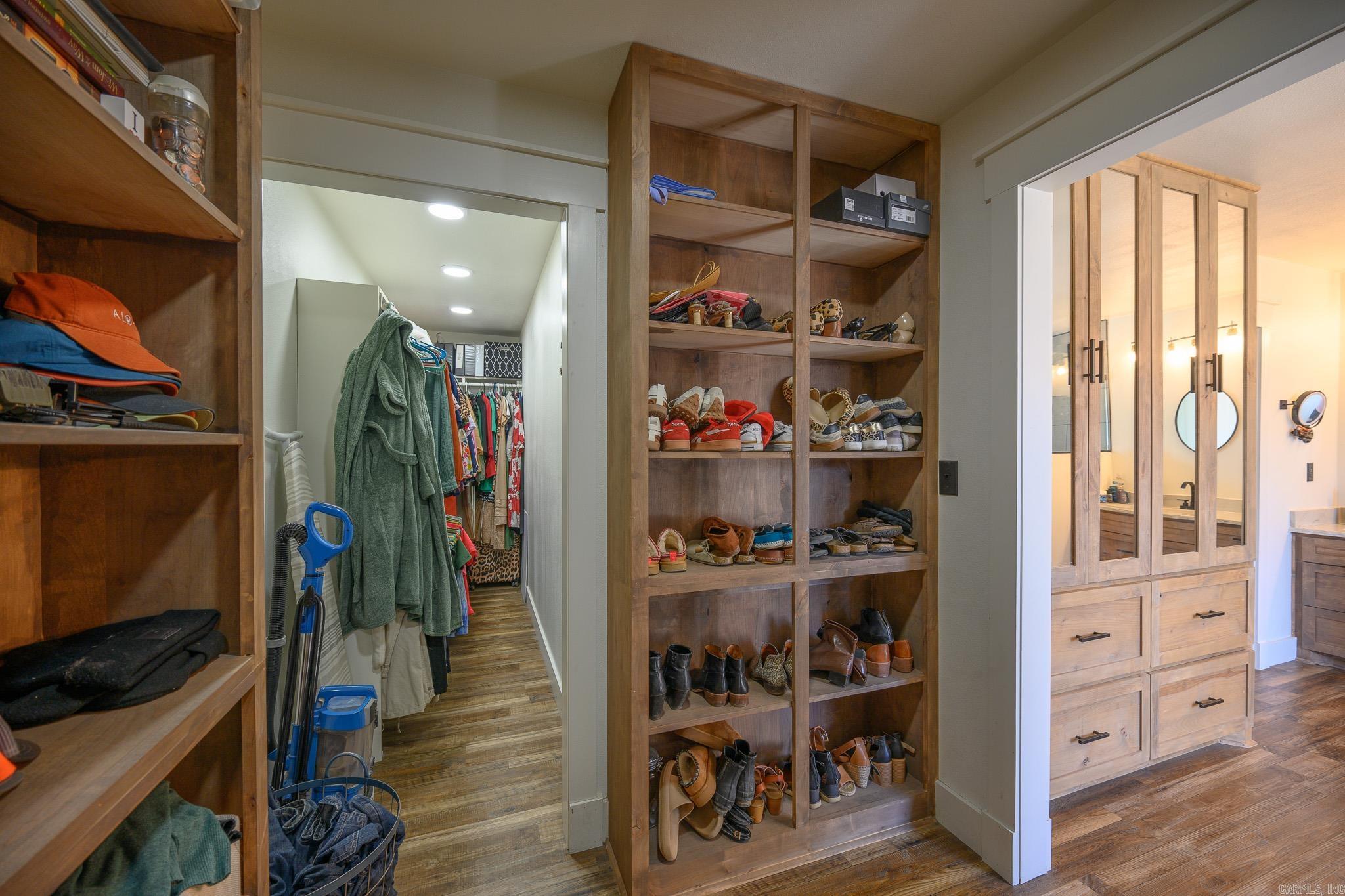 180 Polk Road 17  Cove, AR