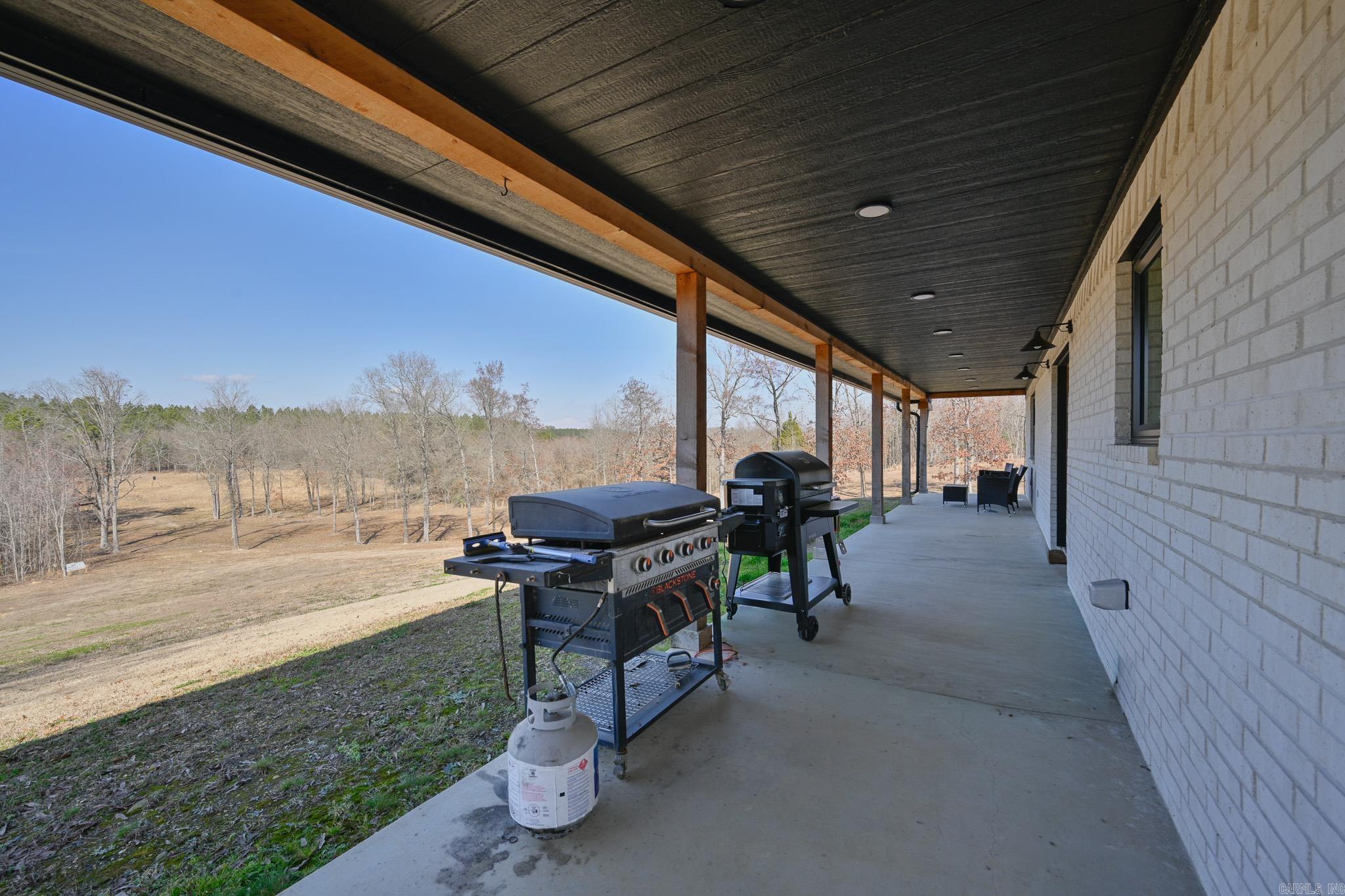 180 Polk Road 17  Cove, AR