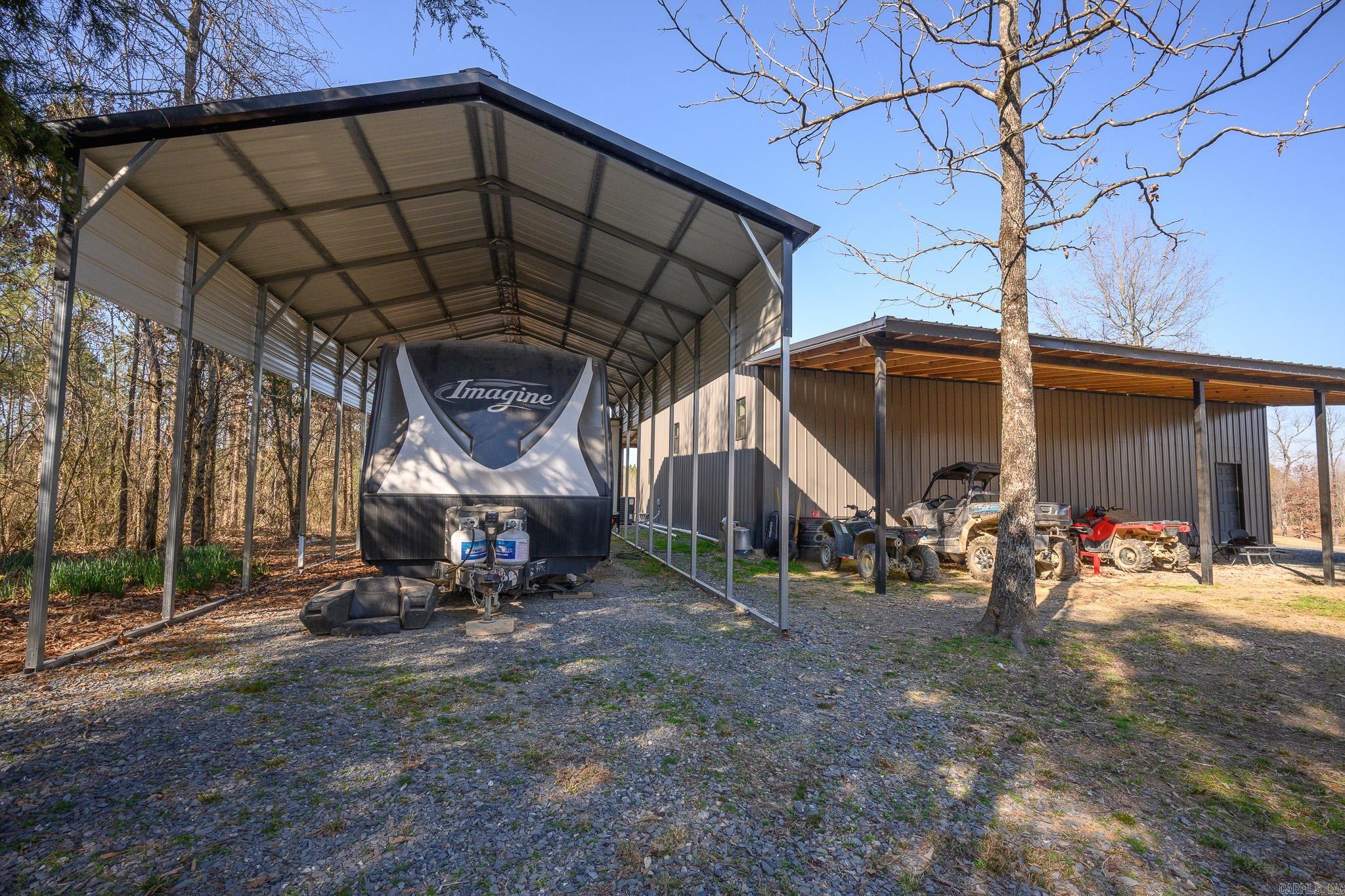 180 Polk Road 17  Cove, AR