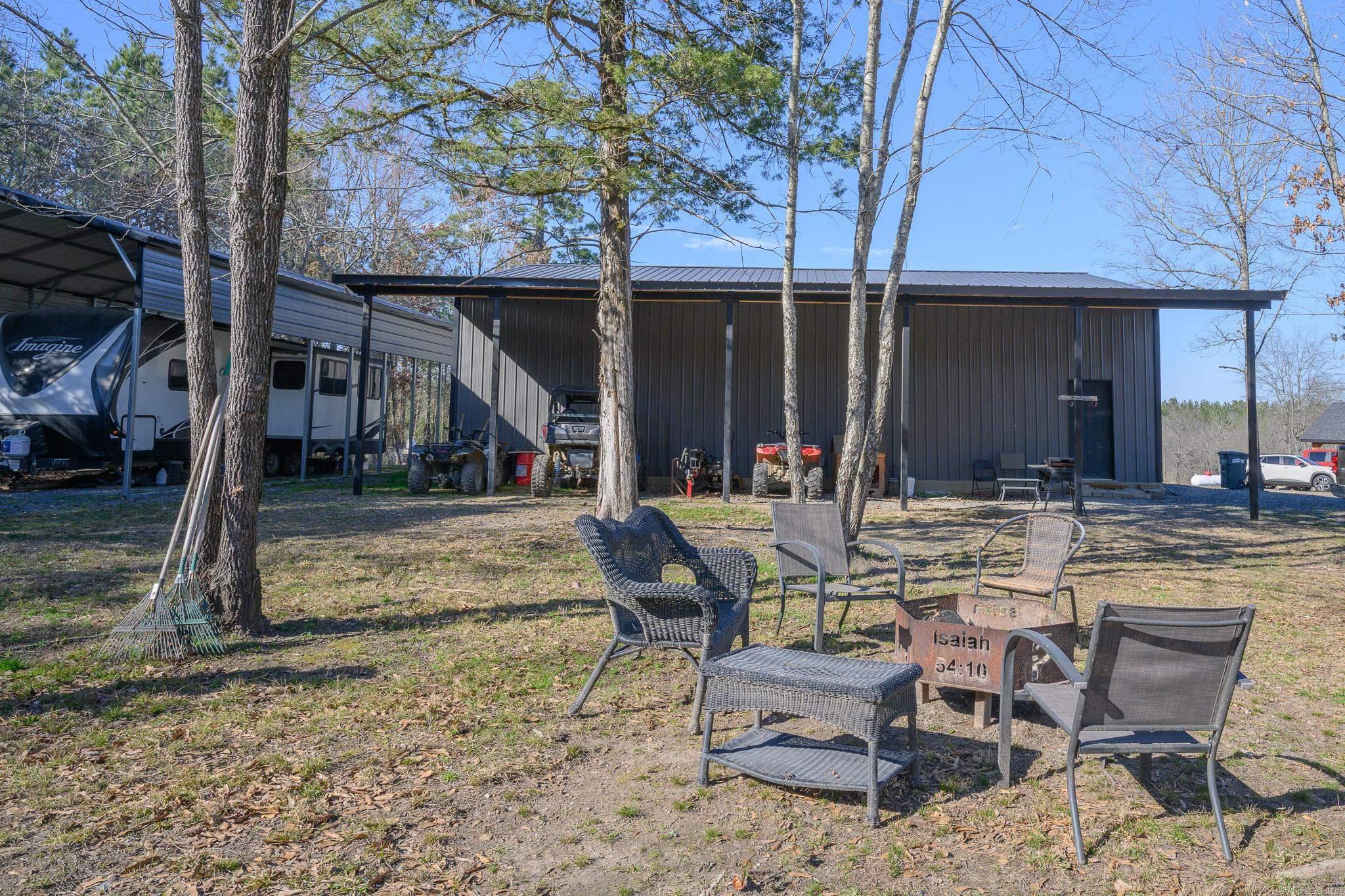 180 Polk Road 17  Cove, AR