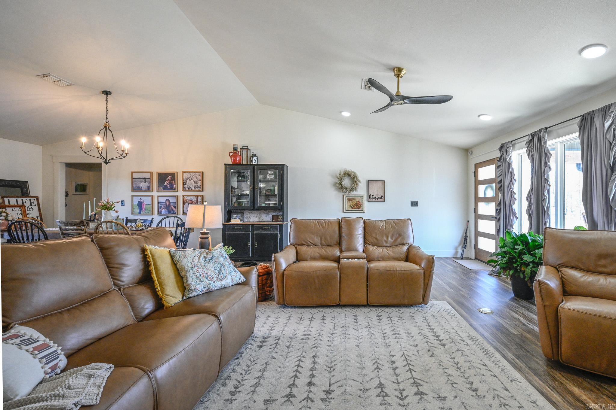 180 Polk Road 17  Cove, AR