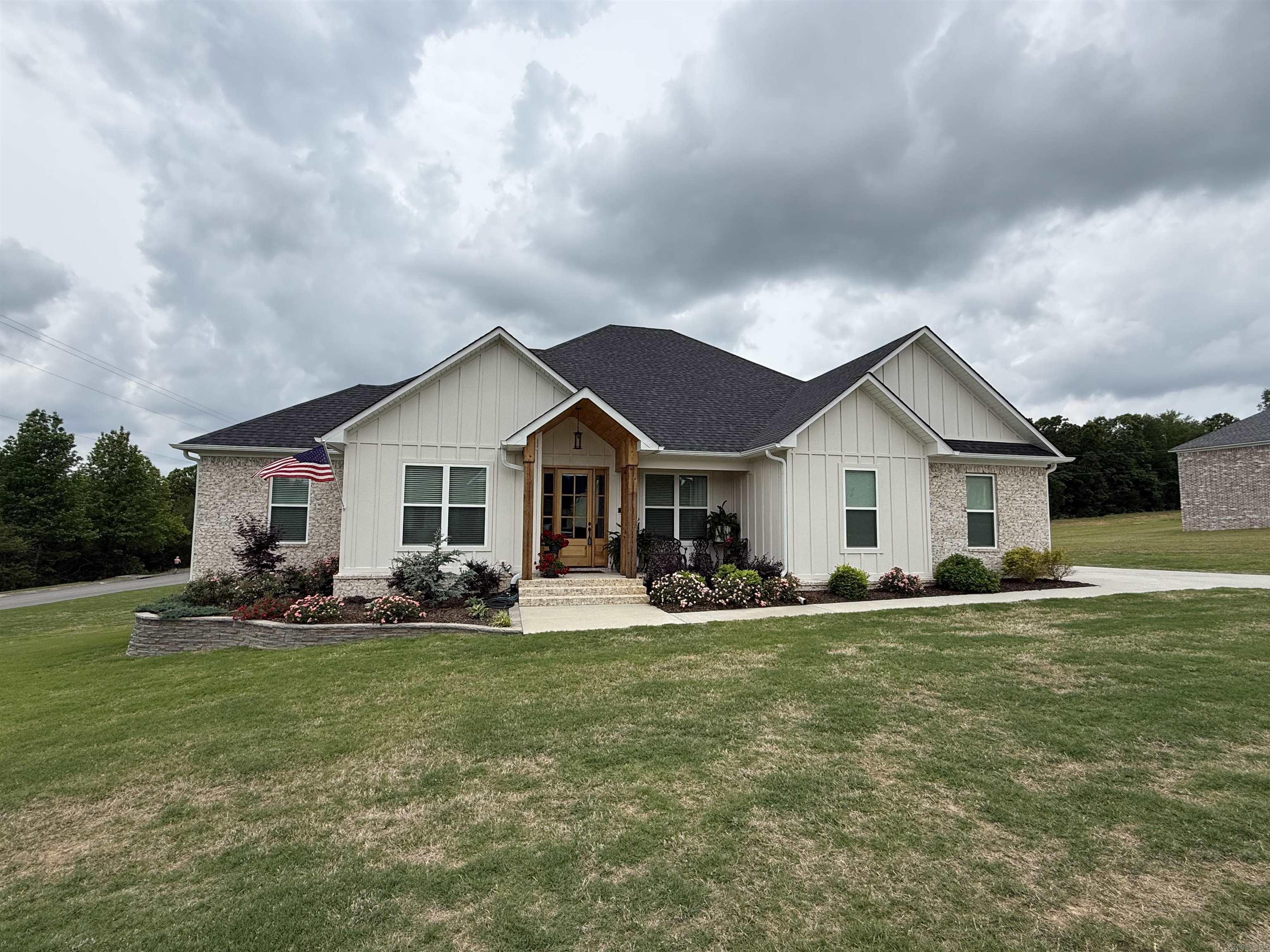 1 Avrey Lane Greenbrier, AR 72058