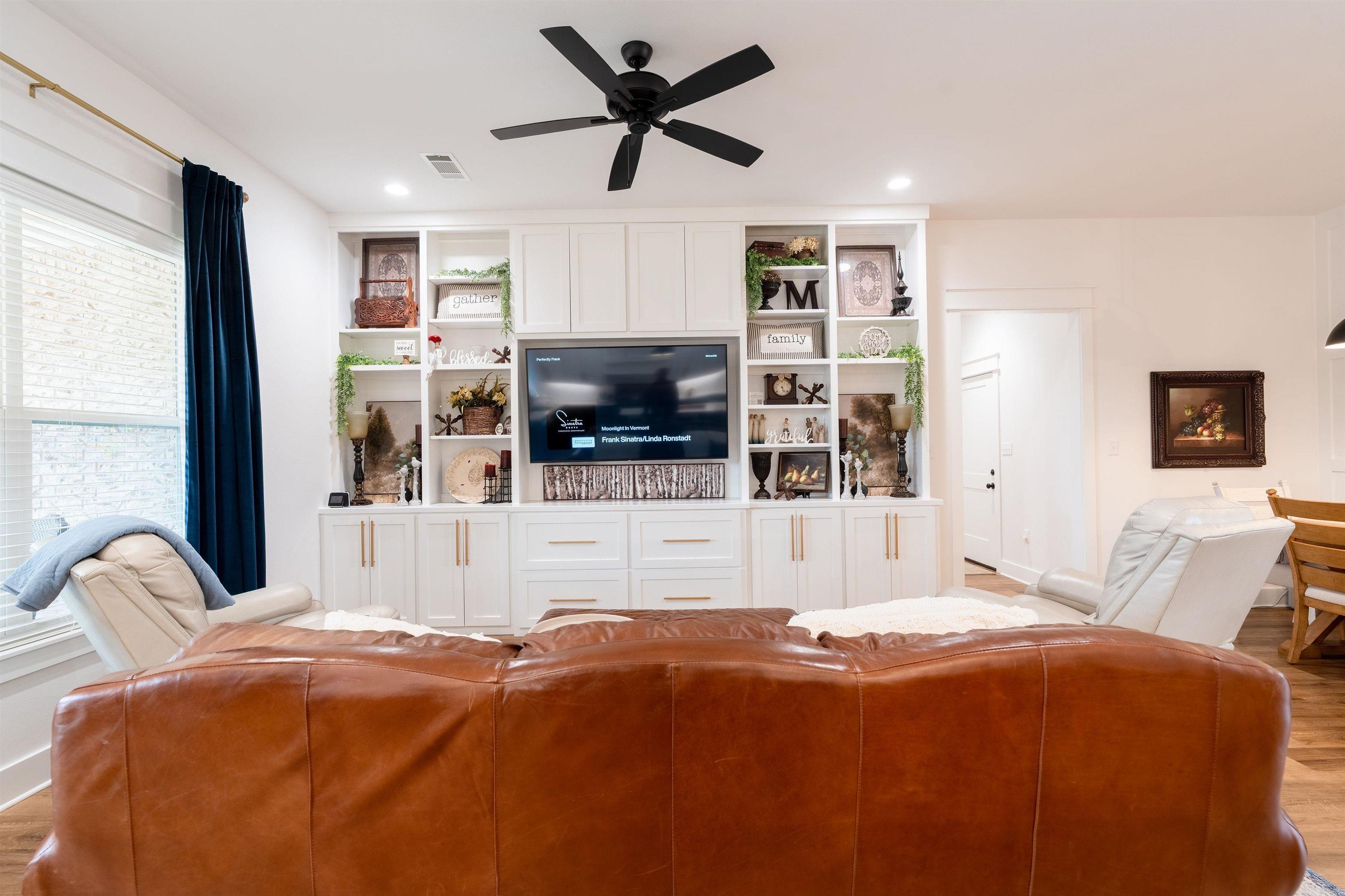 1 Avrey  Greenbrier, AR