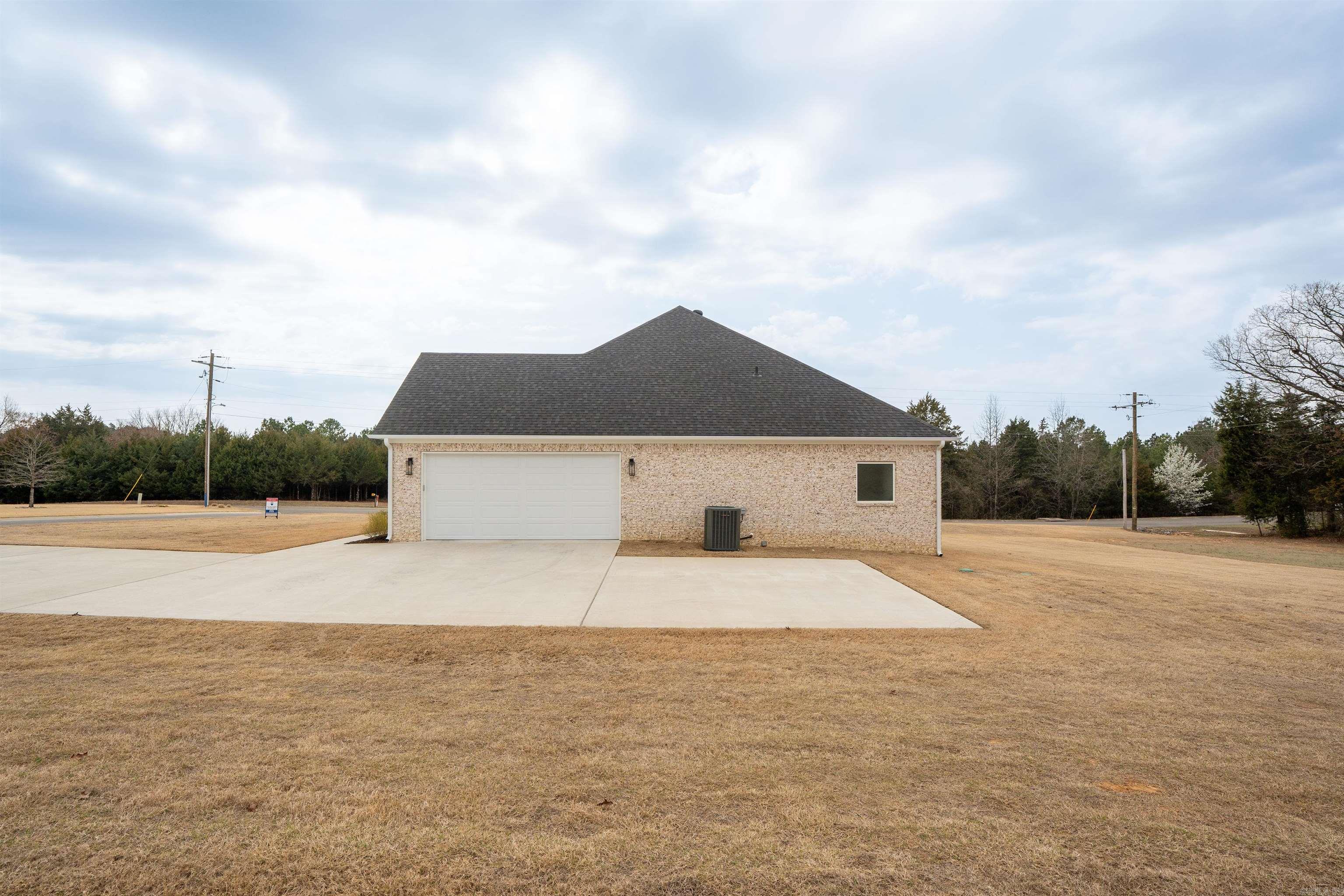 1 Avrey  Greenbrier, AR