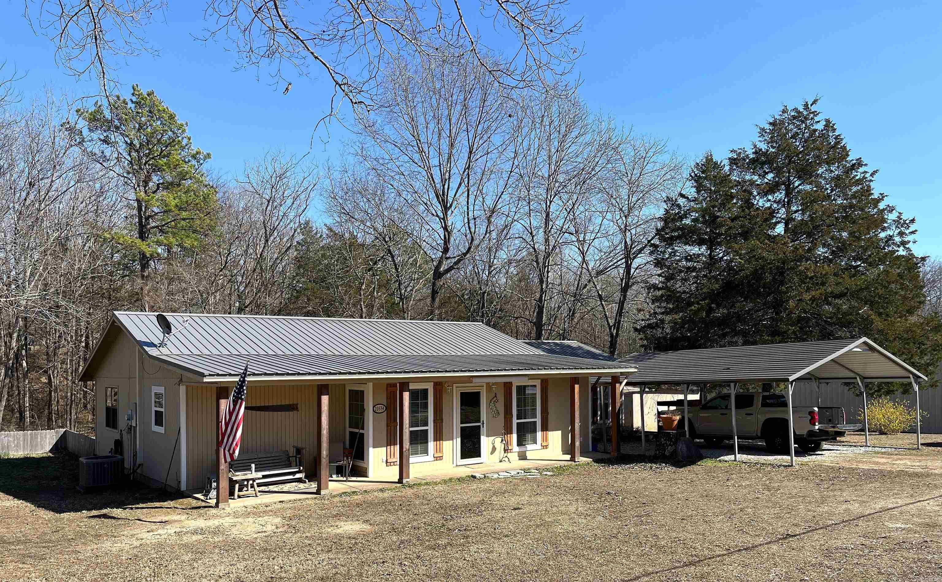 20684 N Hwy 5  Mountain View, AR