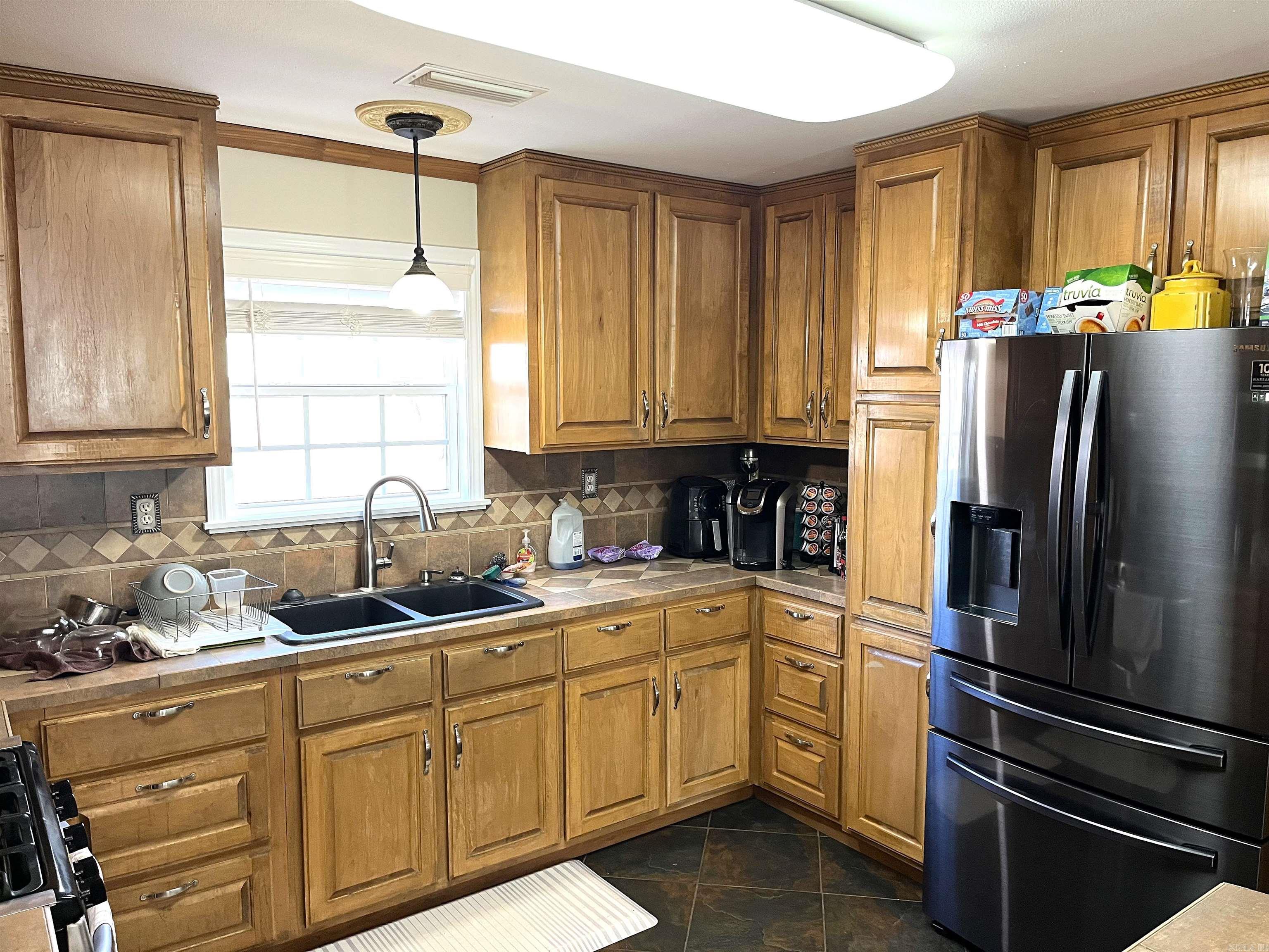 20684 N Hwy 5  Mountain View, AR